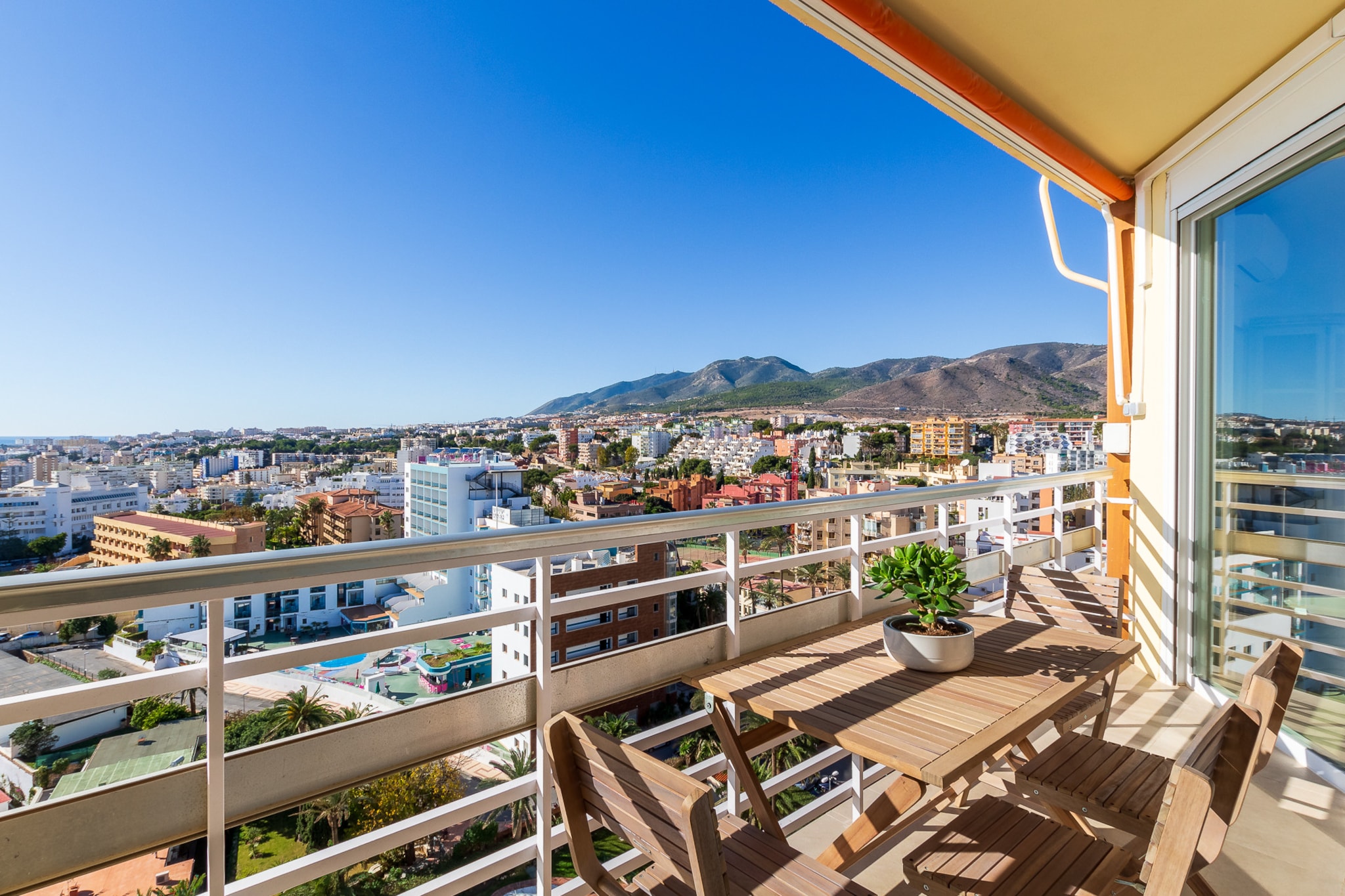 1008 Torre-Terrasse