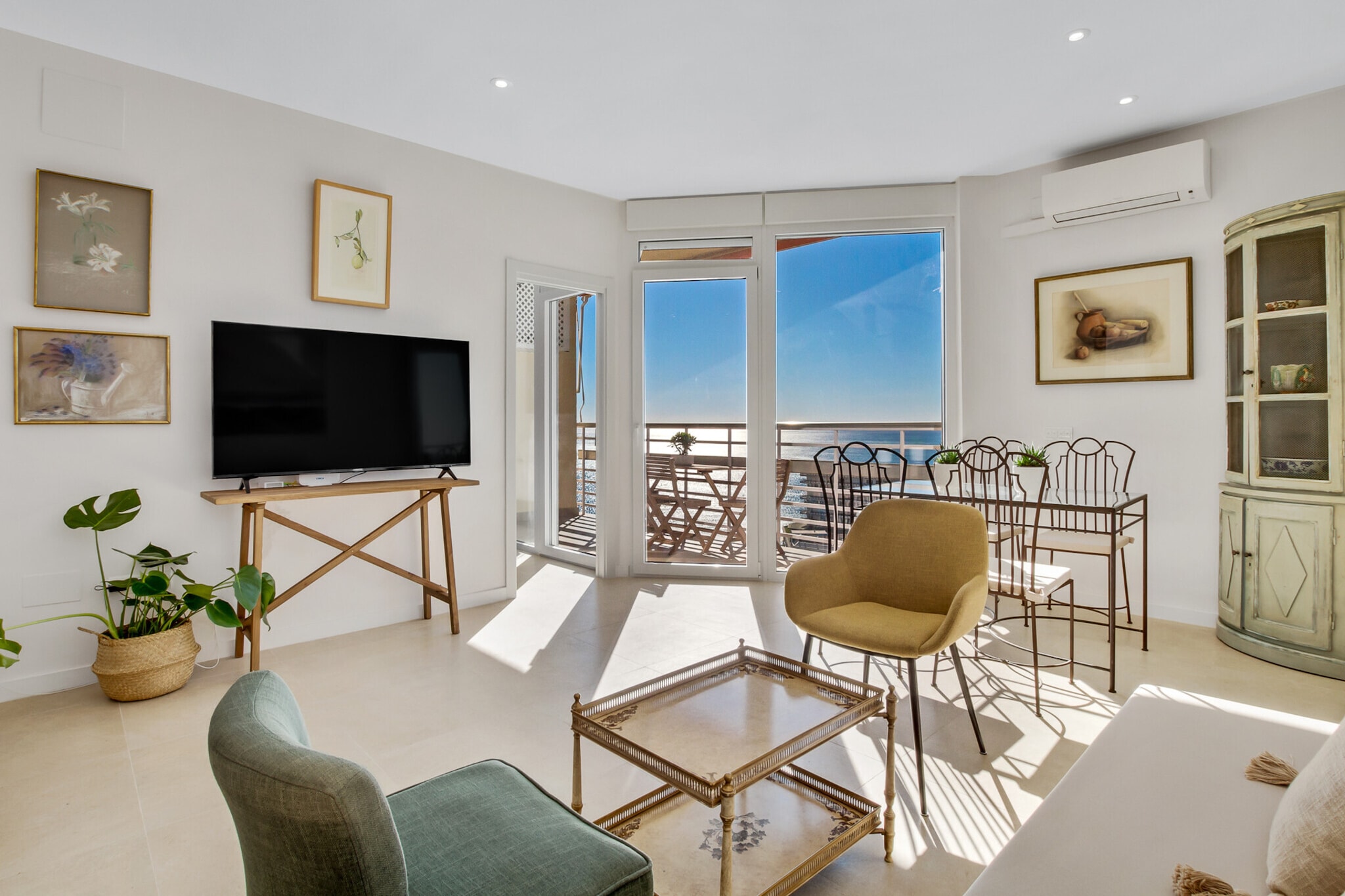 1008 Torre-Salon