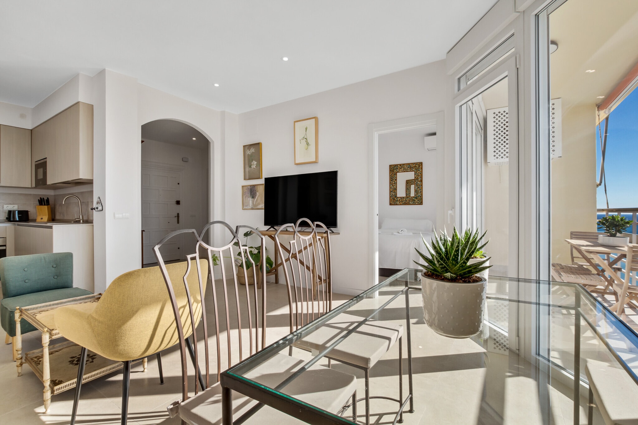 1008 Torre-Salle à manger