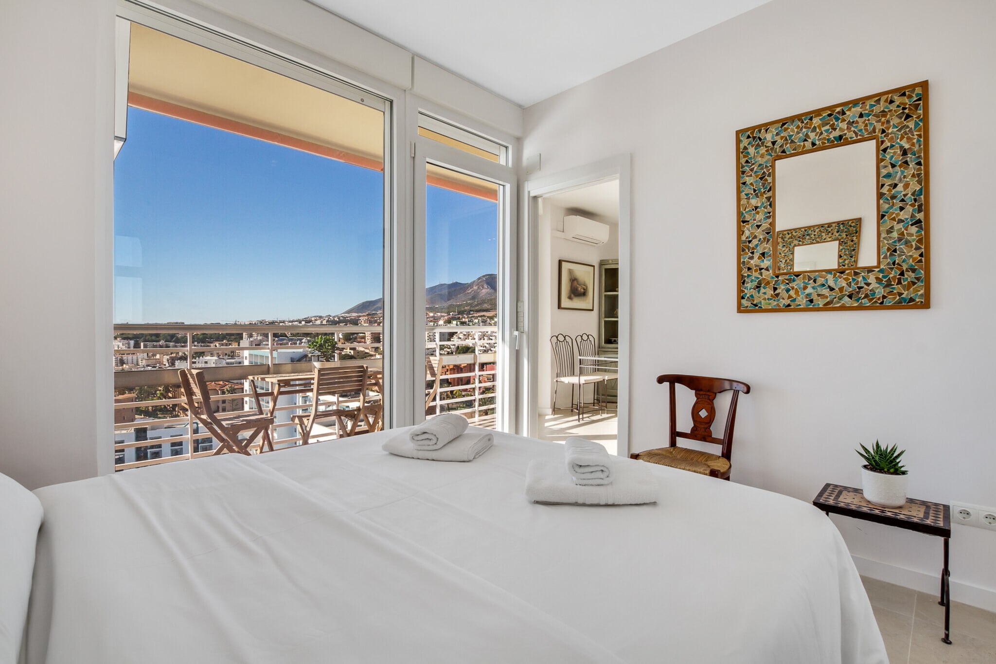 1008 Torre-Chambre
