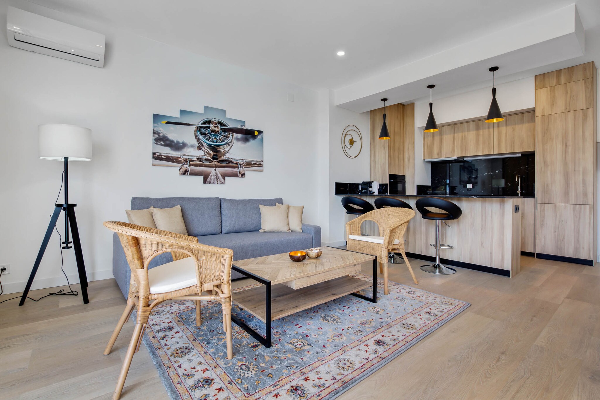 201 Torre-Salon