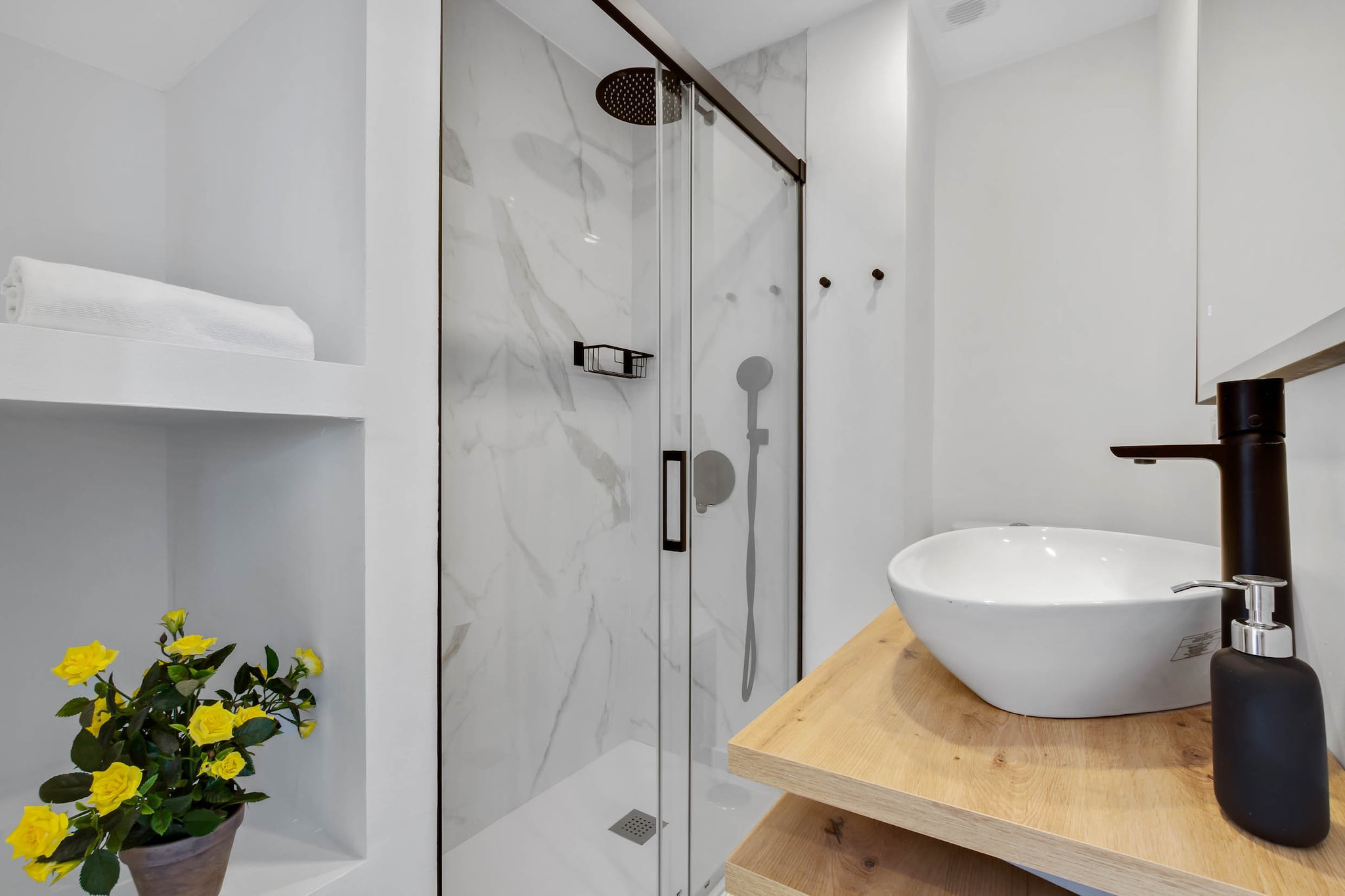 201 Torre-Salle de bain