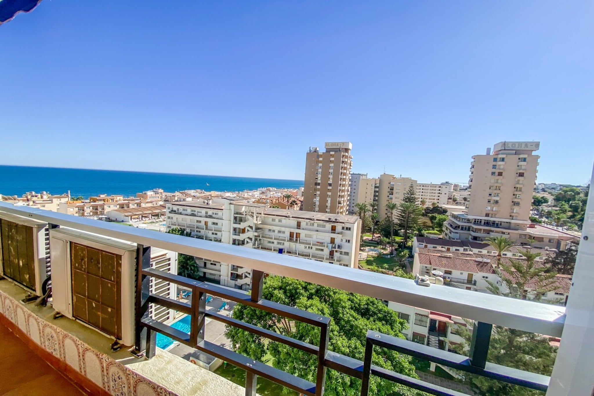 820 Núcleo de Cristal-Terrasbalkon