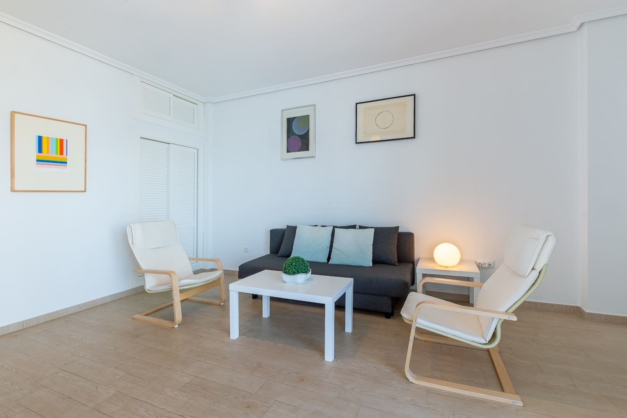 715 Torre-Salon