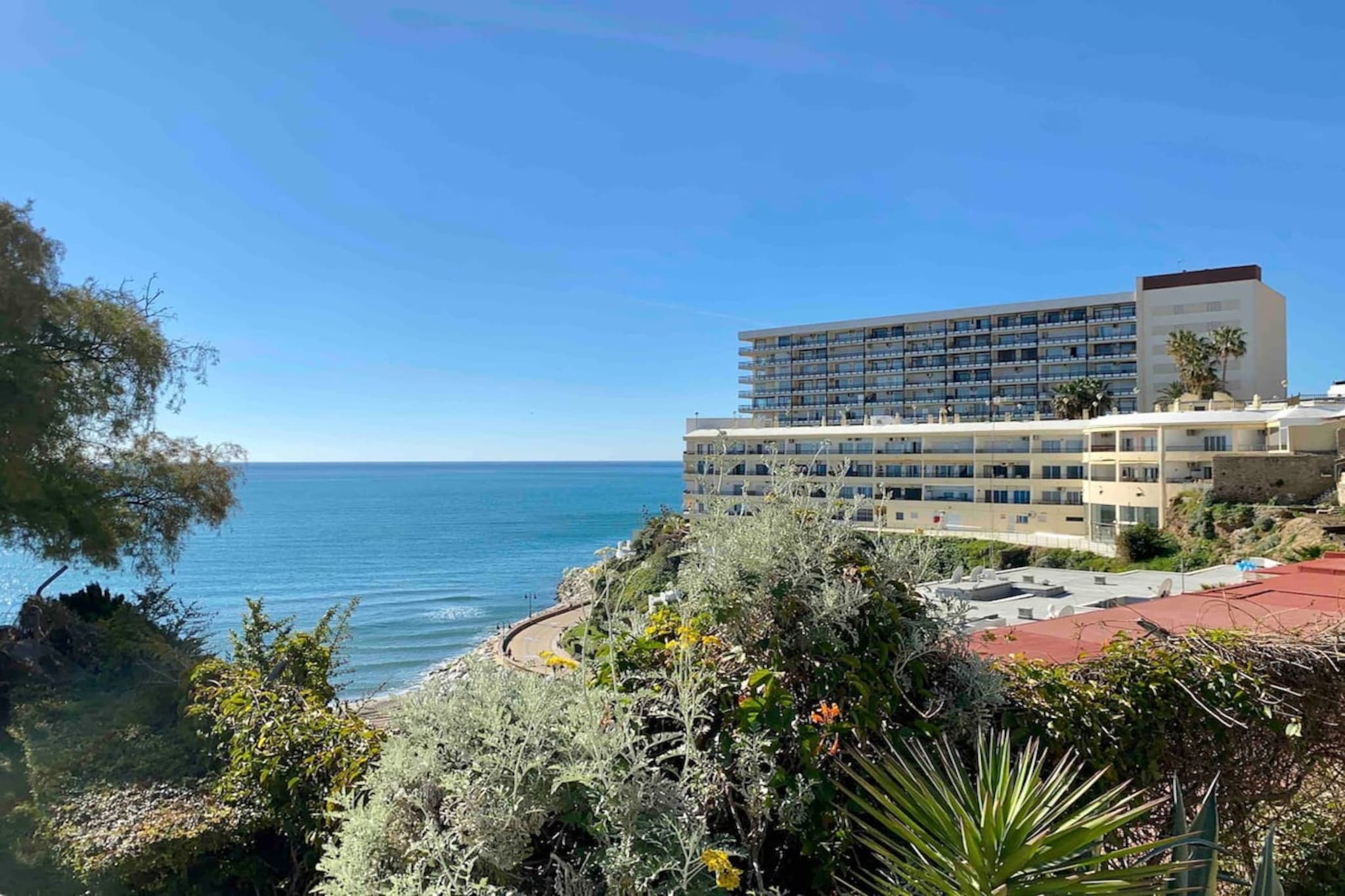 715 Torre-Extérieur