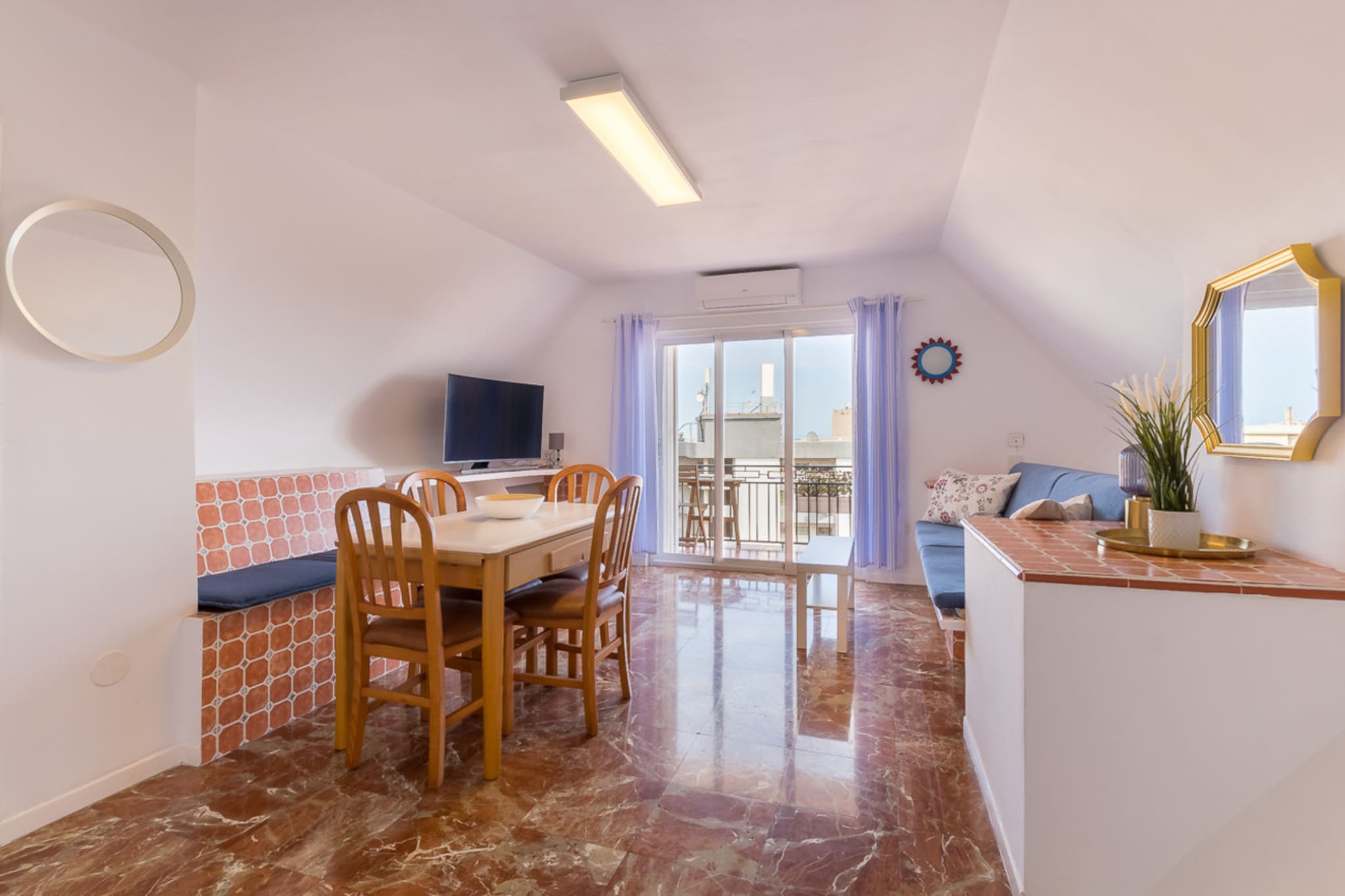 Colmena-Salle à manger