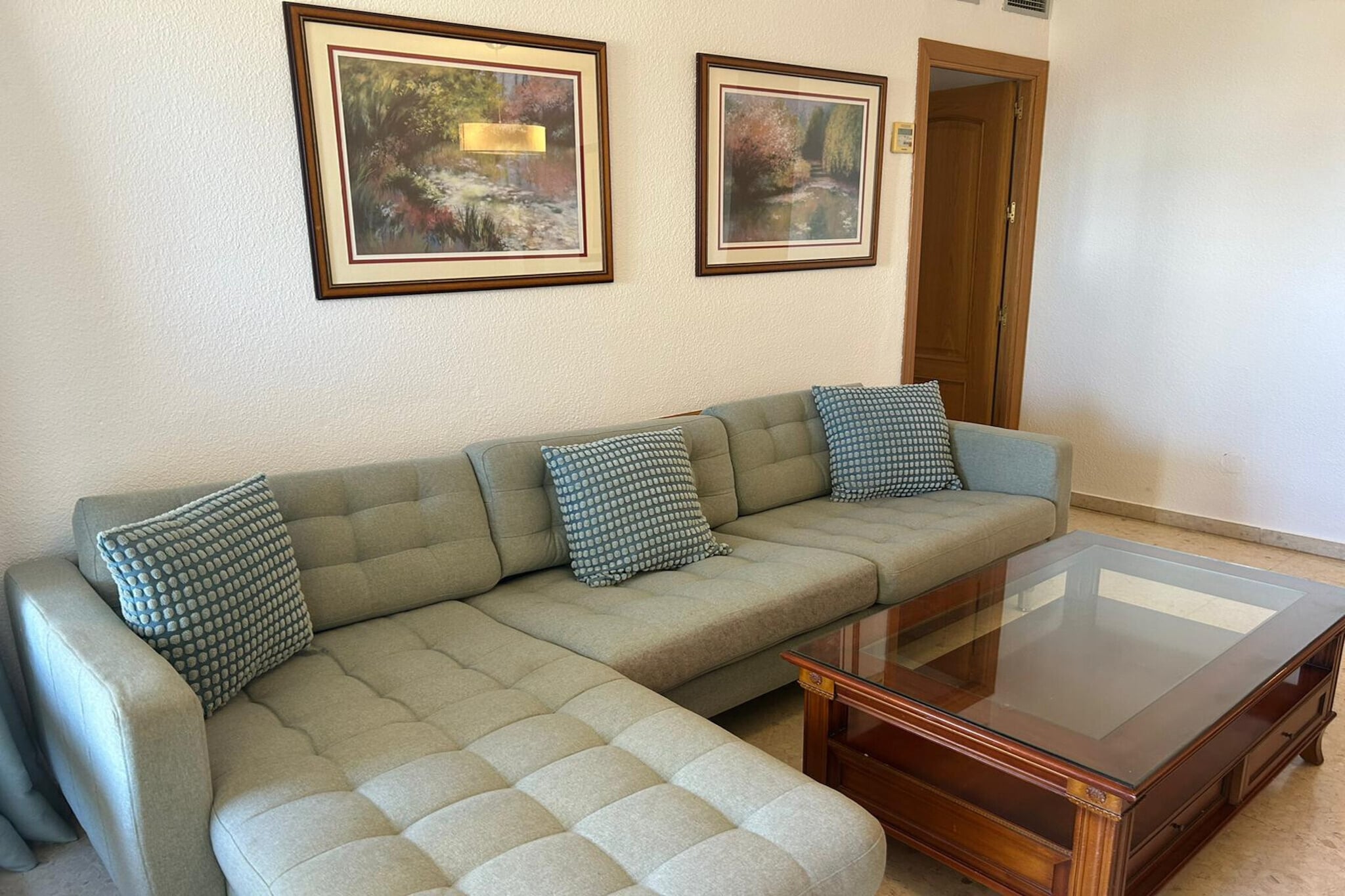 This elegant apartment offers a serene retreat with panoramic views of the Mediterranean Sea. Designed to comfortably accommodate up to four guests, the residence features a spacious living area, a fully equipped kitchen, and a private terrace that invites you to unwind while gazing at the endless horizon. The gentle sound of waves and the warm sea breeze create an ambiance of relaxation, making it an ideal haven for couples, families, or friends seeking a coastal escape.
Ideal for Explorers and Relaxation Seekers:
Whether you're an adventurer eager to explore or someone looking to relax, this apartment caters to all. Its proximity to the beach allows for spontaneous dips in the sea, while the nearby attractions offer cultural and recreational experiences. The secure residential complex ensures peace of mind, and the communal swimming pool provides an additional spot to soak up the Spanish sun.
Discover Benalmádena's Attractions and Activities:
Step outside, and your moments away from the vibrant Puerto Marina, renowned for its unique architecture, bustling shops, and diverse dining options. Families will delight in visits to the Sea Life Benalmádena aquarium and the Selwo Marina, home to dolphins, sea lions, and exotic birds. Nature enthusiasts can explore the lush landscapes of Parque de la Paloma, where peacocks roam freely, or take a cable car ride up Mount Calamorro for breathtaking views and bird of prey exhibitions. For a touch of history, the Castillo de Colomares offers a whimsical tribute to Christopher Columbus. Whether you're indulging in local tapas, embarking on a dolphin-watching excursion, or simply strolling along the promenade, Benalmádena promises a memorable experience for all.