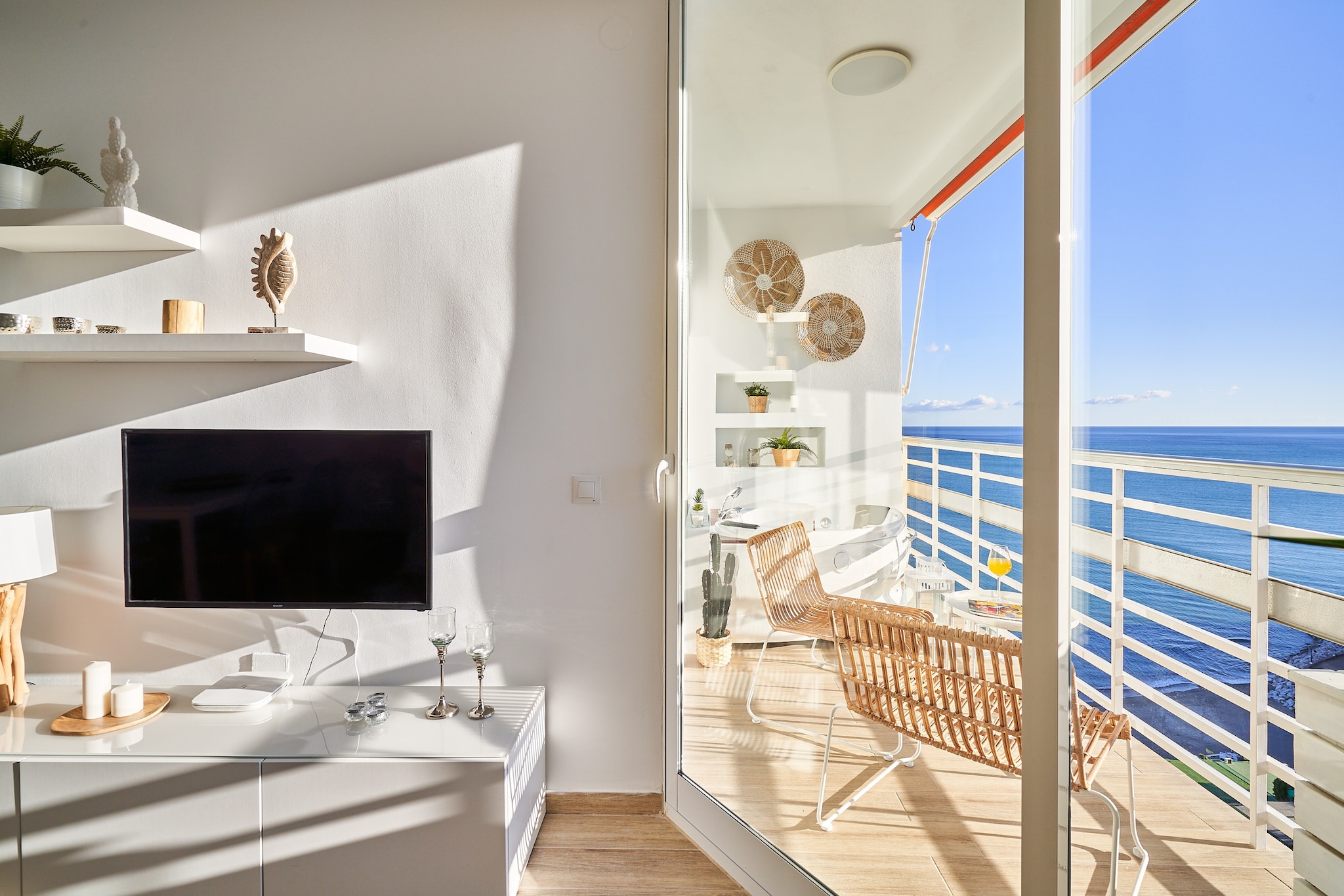 805 Torre-Salon