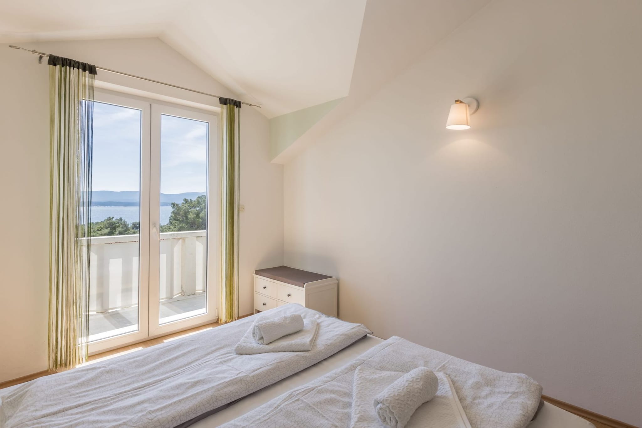 Adriatic Island Sea View Apartments - Comfort One Bedroom Apartment with Terrace and Sea View (A2)-Chambre