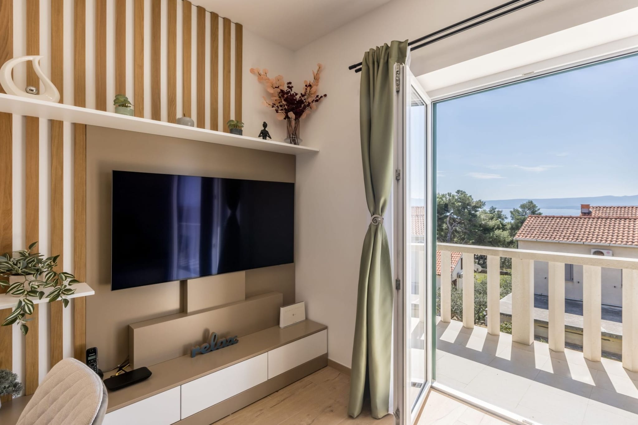 Adriatic Island Sea View Apartments - Three  Bedroom Apartment with Terrace and Sea View (A4)-Intérieur
