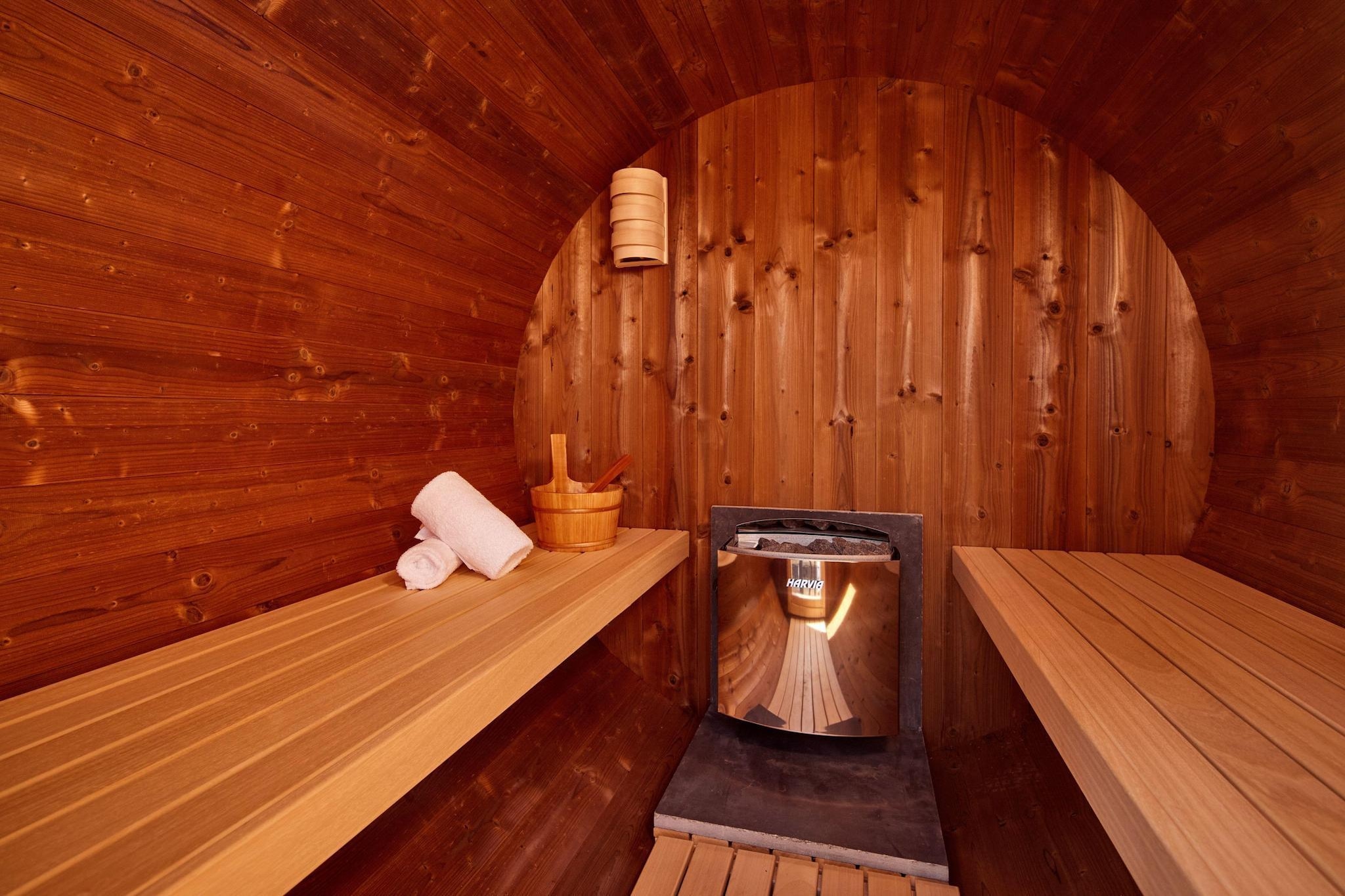 Vakantievilla Amalia 4 met hondenhek, sauna en hottub-Nicht getaggt