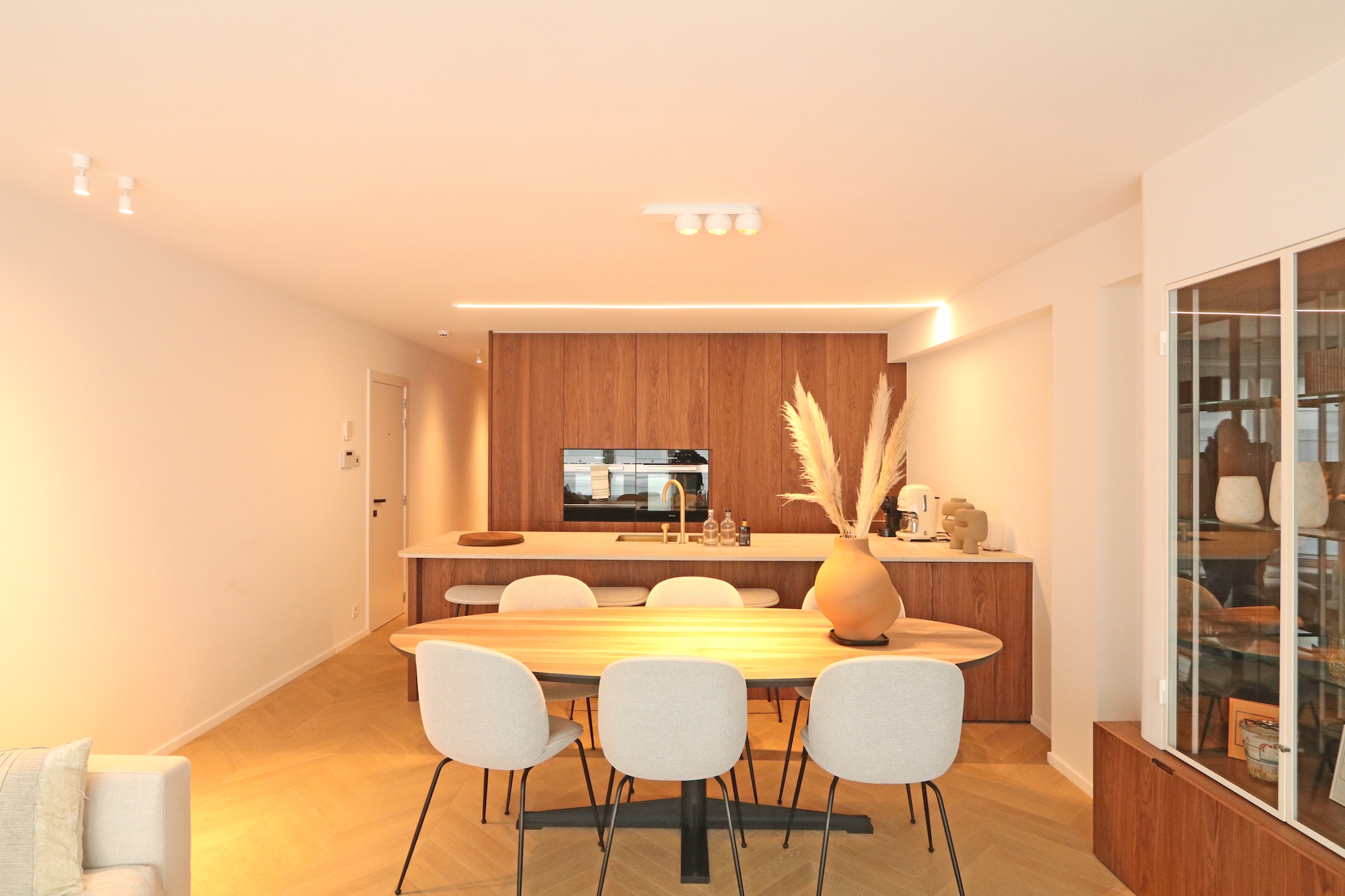 ALBATROS 33  GAR-Dining room