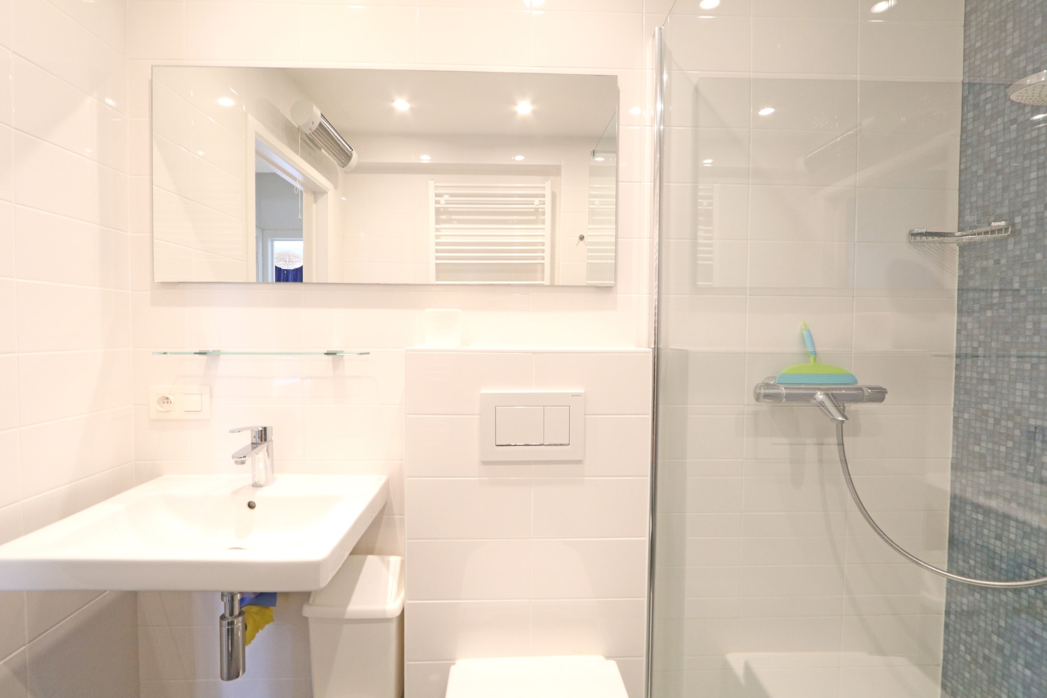 Sunshine 32  BOX-Badezimmer