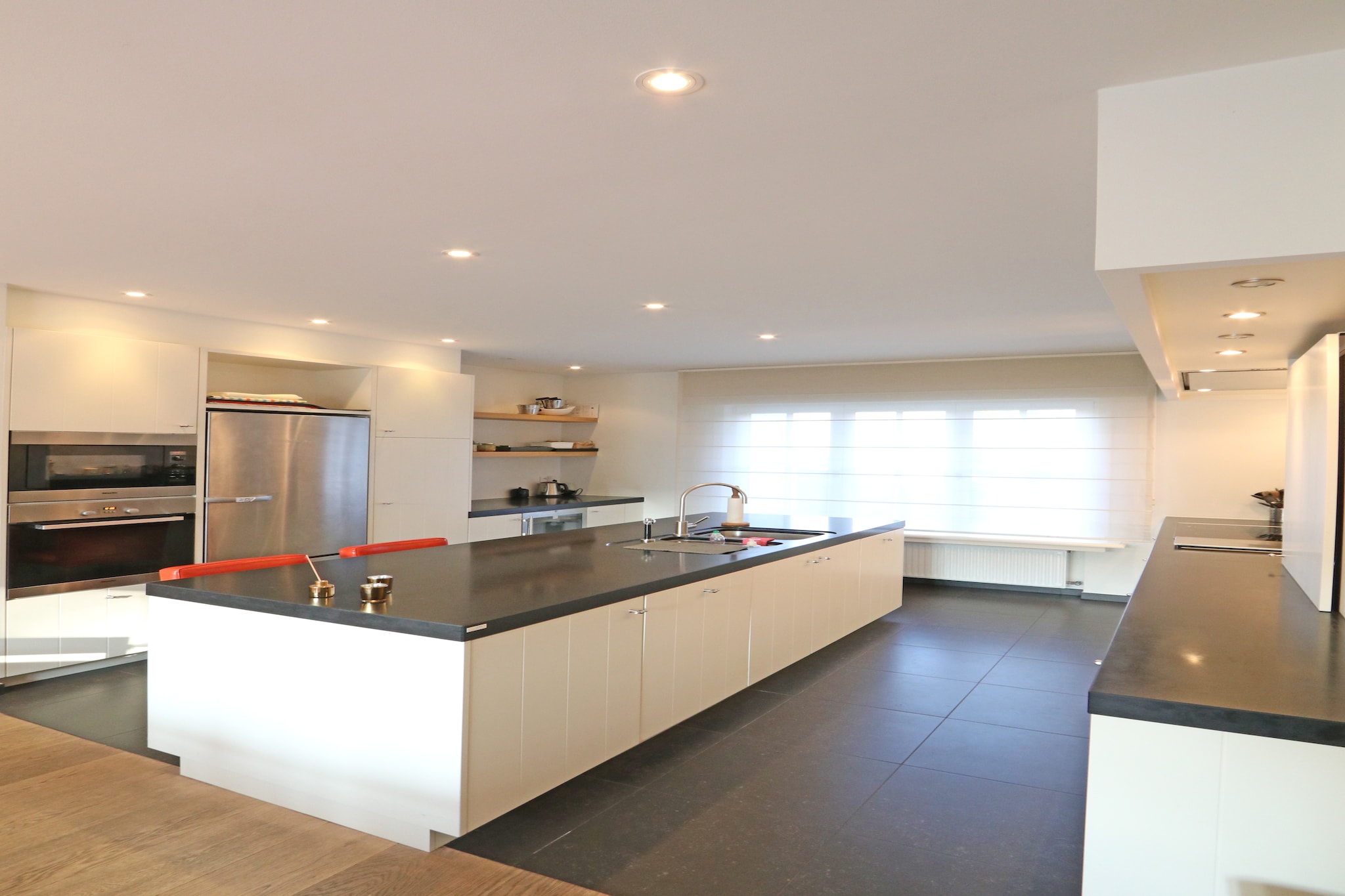 Villa Bronlaan-Kitchen