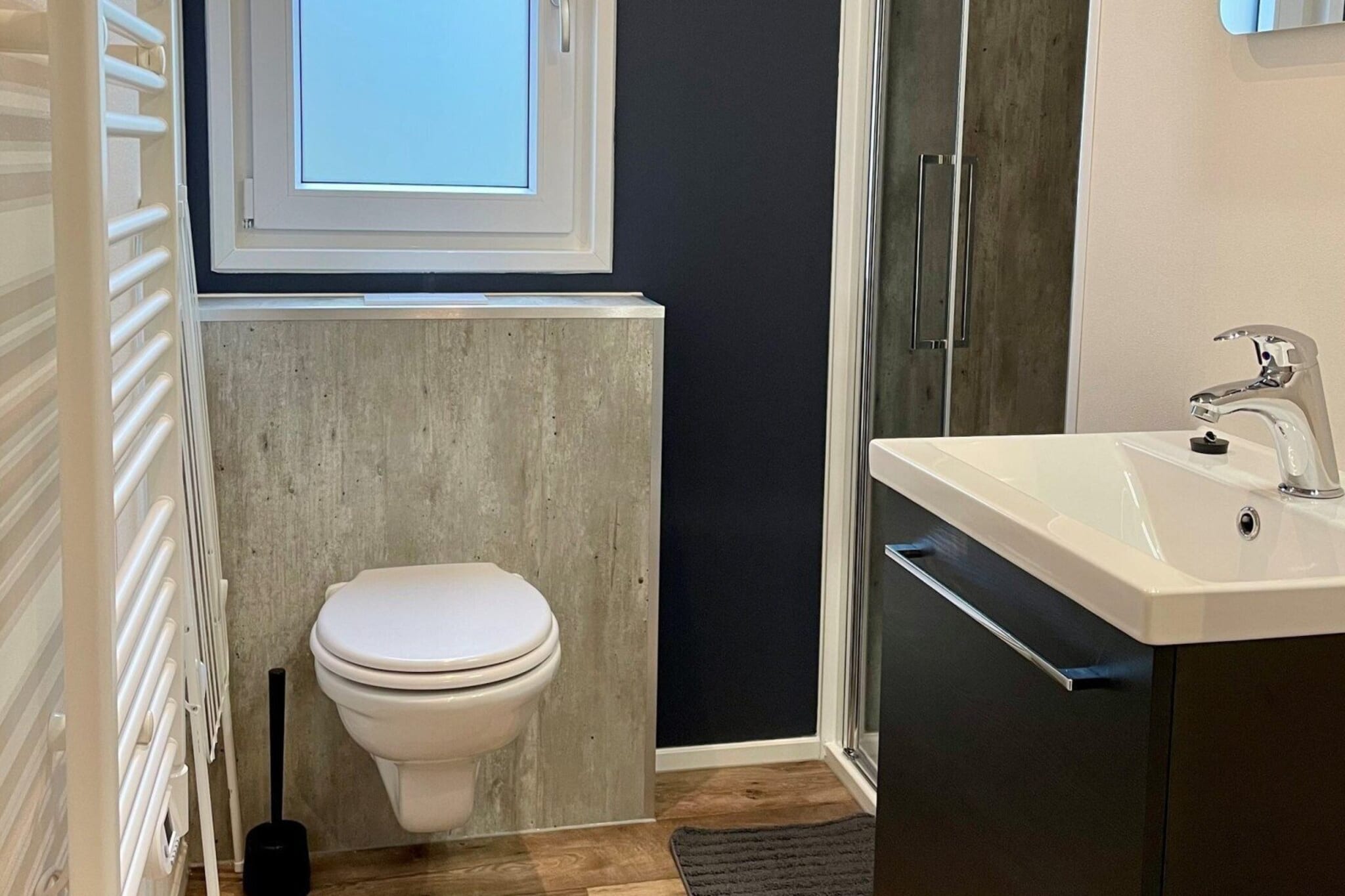 Chalet Bever-Badkamer