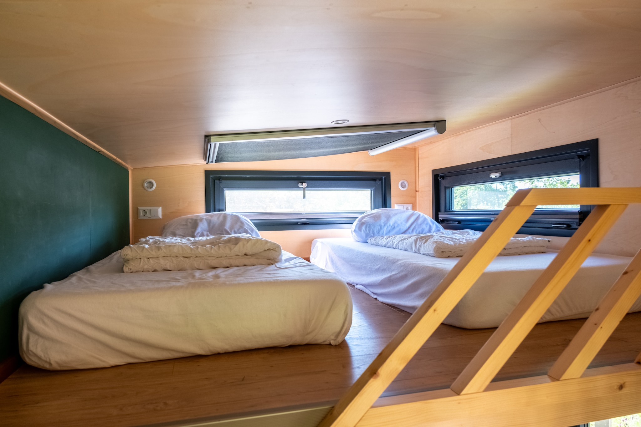 Groepsaccommodatie voor 20 personen + 5 Tiny Greenhouses voor 2 tot 4 personen-Slaapkamer