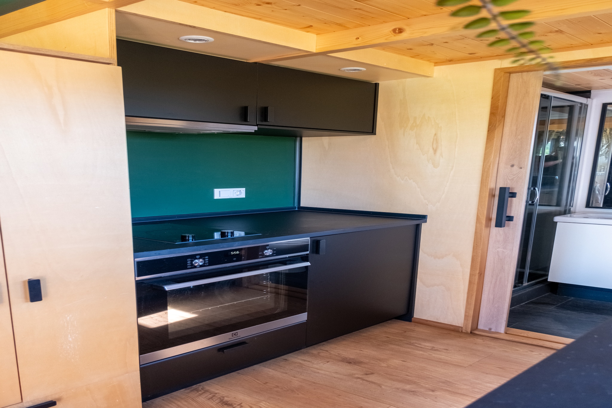 Groepsaccommodatie voor 20 personen + 5 Tiny Greenhouses voor 2 tot 4 personen-Keuken