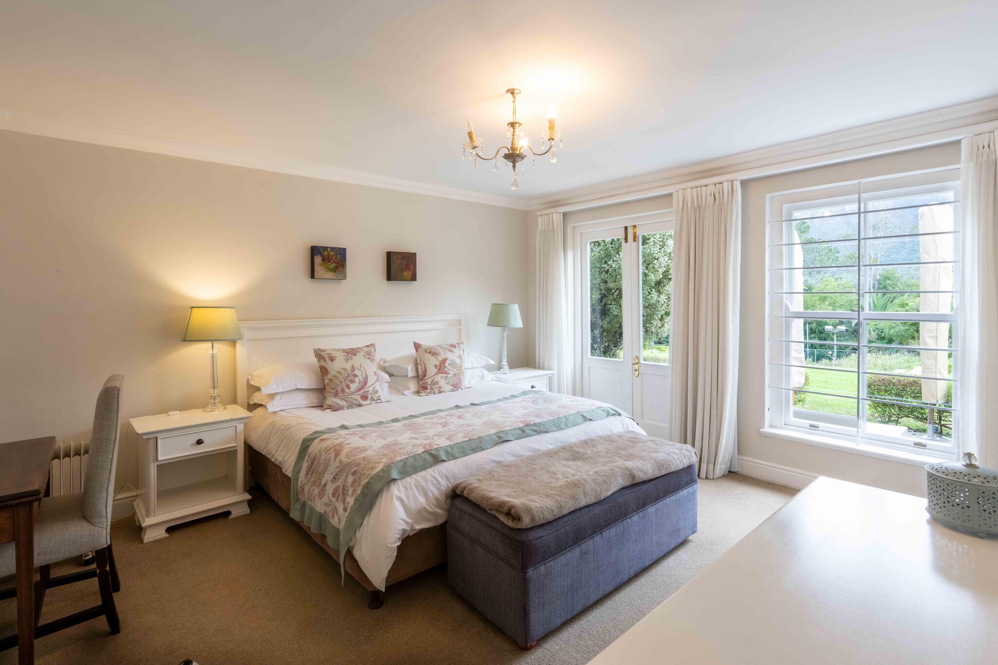 Unique Villa with pool and tennis court