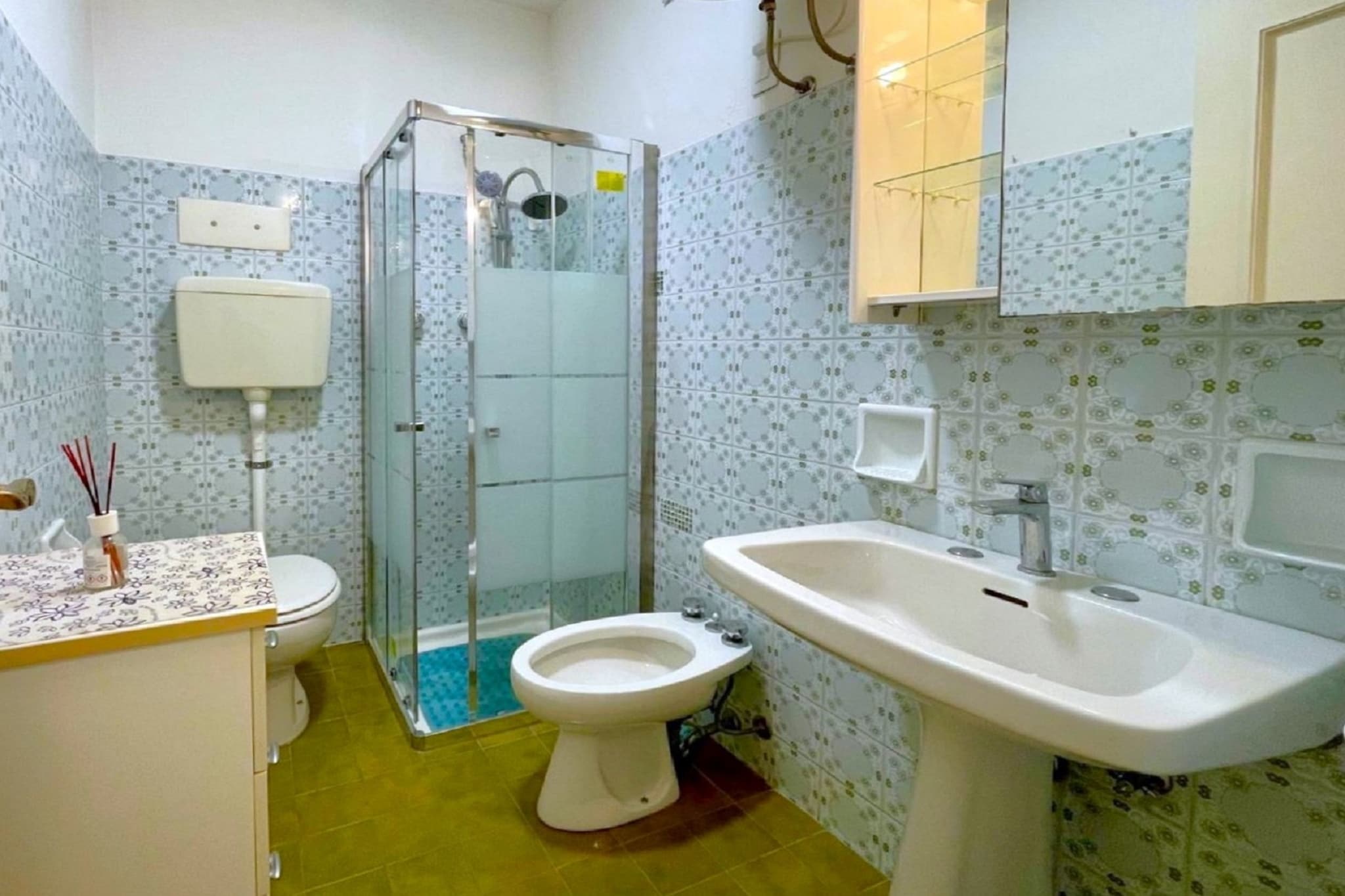 Portesin 43A-Badkamer