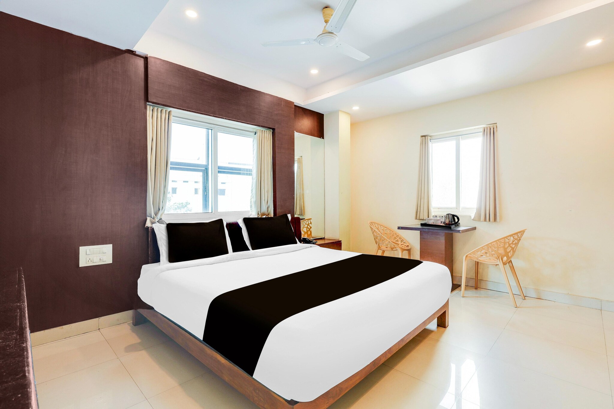 Comfortable Accommodation: Elegant Stays at Dwarka Nagar Near Ramatalkies offers 4-star comfort with free WiFi throughout the property. Guests enjoy air-conditioned rooms with private bathrooms, work desks, and seating areas.

Convenient Facilities: The hotel features a lounge, lift, 24-hour front desk, laundry service, family rooms, room service, and meeting rooms. Free on-site parking is available for all visitors.

Prime Location: Located 7 km from Visakhapatnam Airport, the property is a short walk from Diamond Park and 400 metres from Dondaparithy. Nearby attractions include Indira Gandhi Zoological Park (10 km) and Daba Gardens (2 km).

Highly Rated by Guests: Guests appreciate the excellent service and comfortable accommodation, making Elegant Stays at Dwarka Nagar Near Ramatalkies a preferred choice for stays in Visakhapatnam.

Unmarried couples are warmly welcome at this property.
Guests with local ID proof are warmly welcome.
Apologies, but we are currently unable to host foreign nationals at this property.
Early Check-In Policy: A full dayâ€™s room rate will be charged for check-ins before 6:00 AM. Complimentary early check-in is available between 6:00 AM and 10:00 AM, subject to room availability.
 
Check-in is only available to guests aged 18 and above. Please provide a government-issued ID to confirm your age.