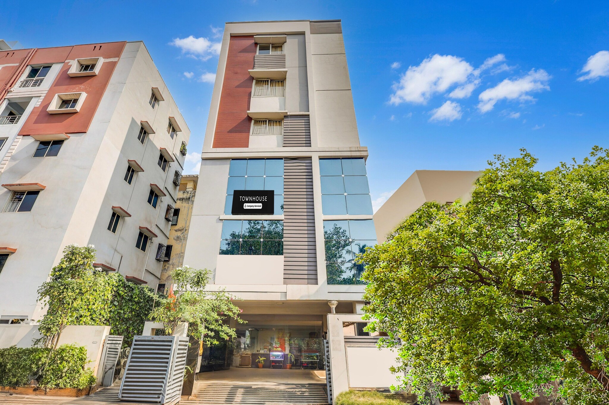 Super Townhouse Dwarka Nagar