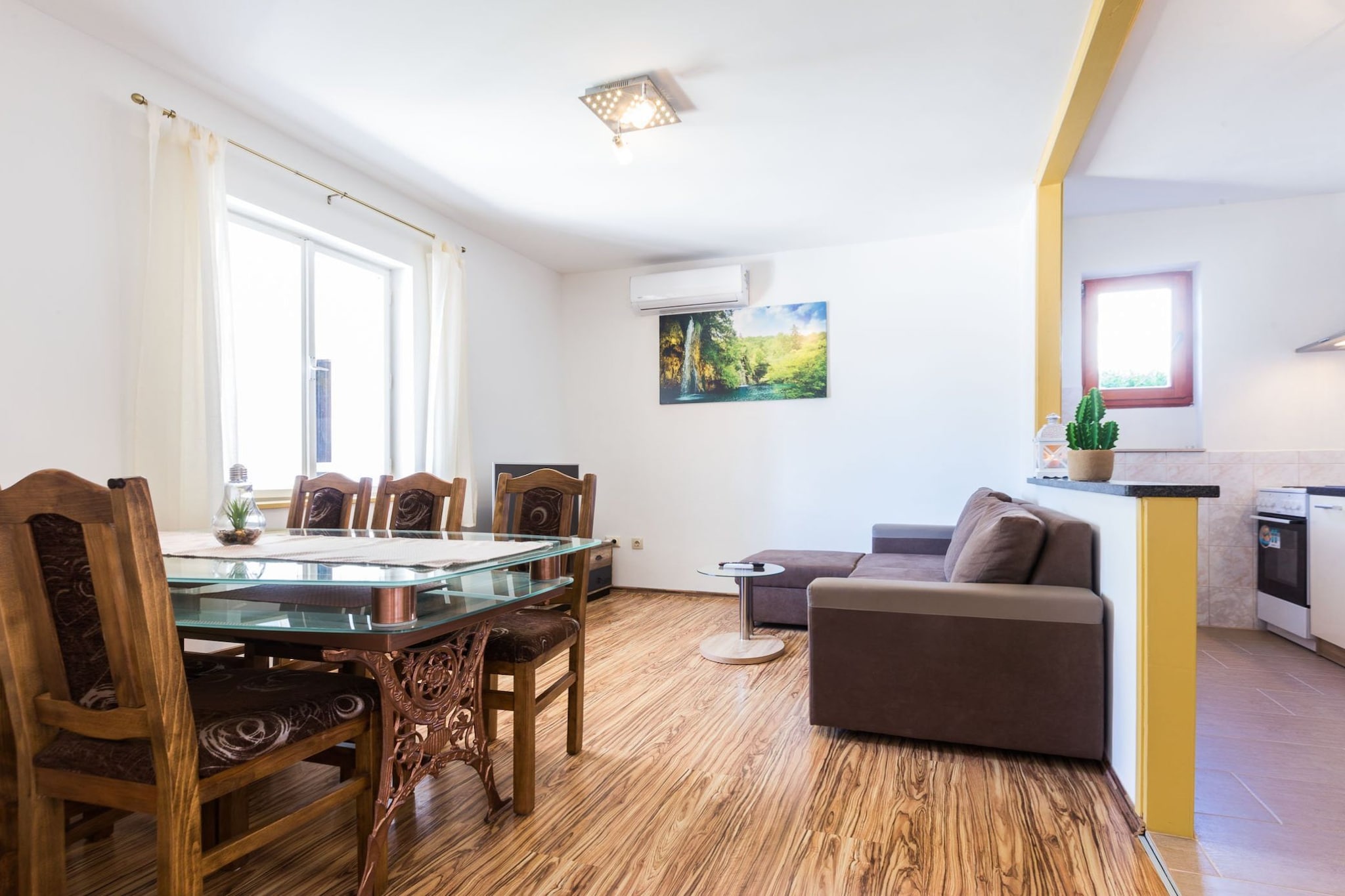 Charming and Comfortable Rooms Zadar City - Classic Double Room-Woonkamer