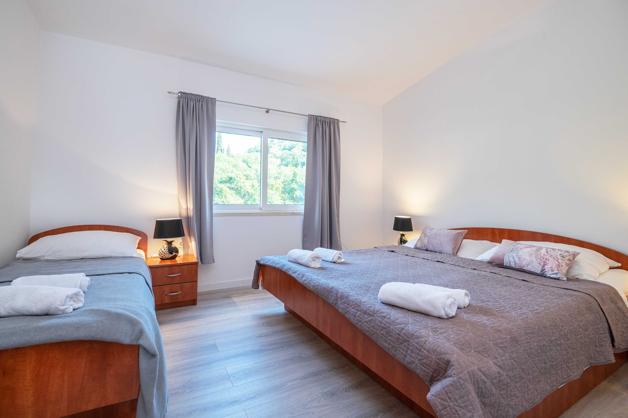 Apartments Azzurro- One Bedroom Apartment with Terrace  ( Azzurro III-gornji)