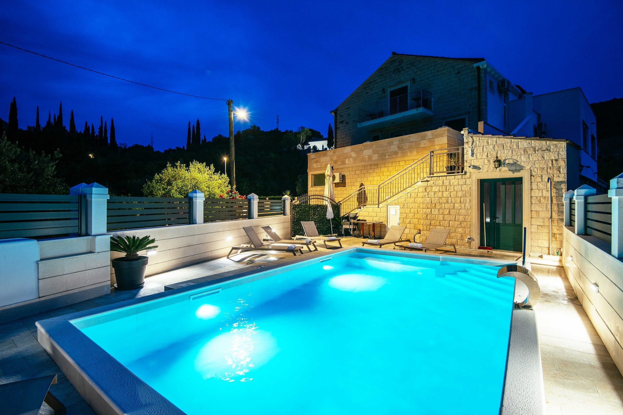 Apartments Azzurro- One Bedroom Apartment with Terrace  ( Azzurro III-gornji)-Schwimmbad