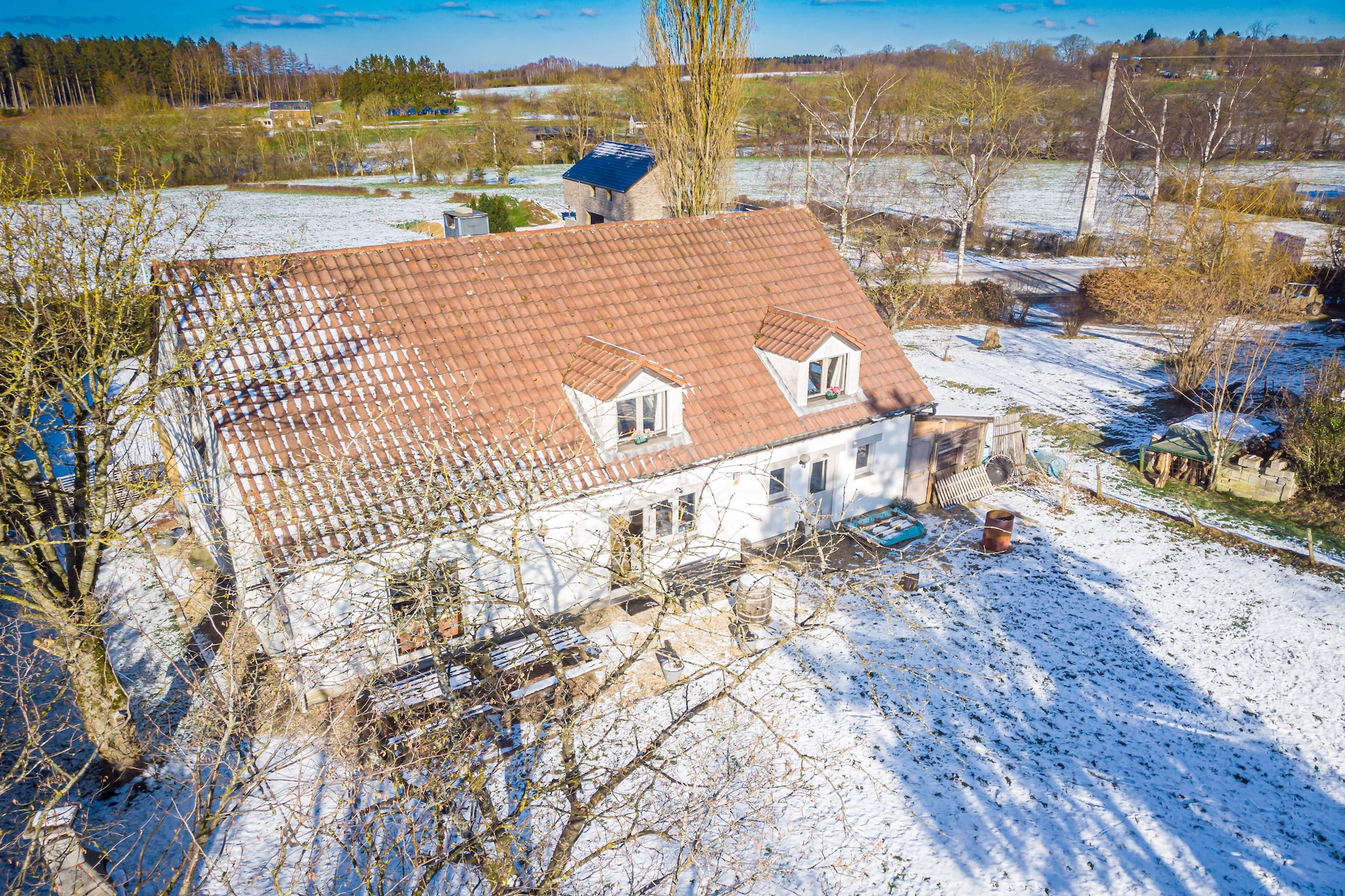Ardennes Bleu 4 pers maximum-Exterior winter