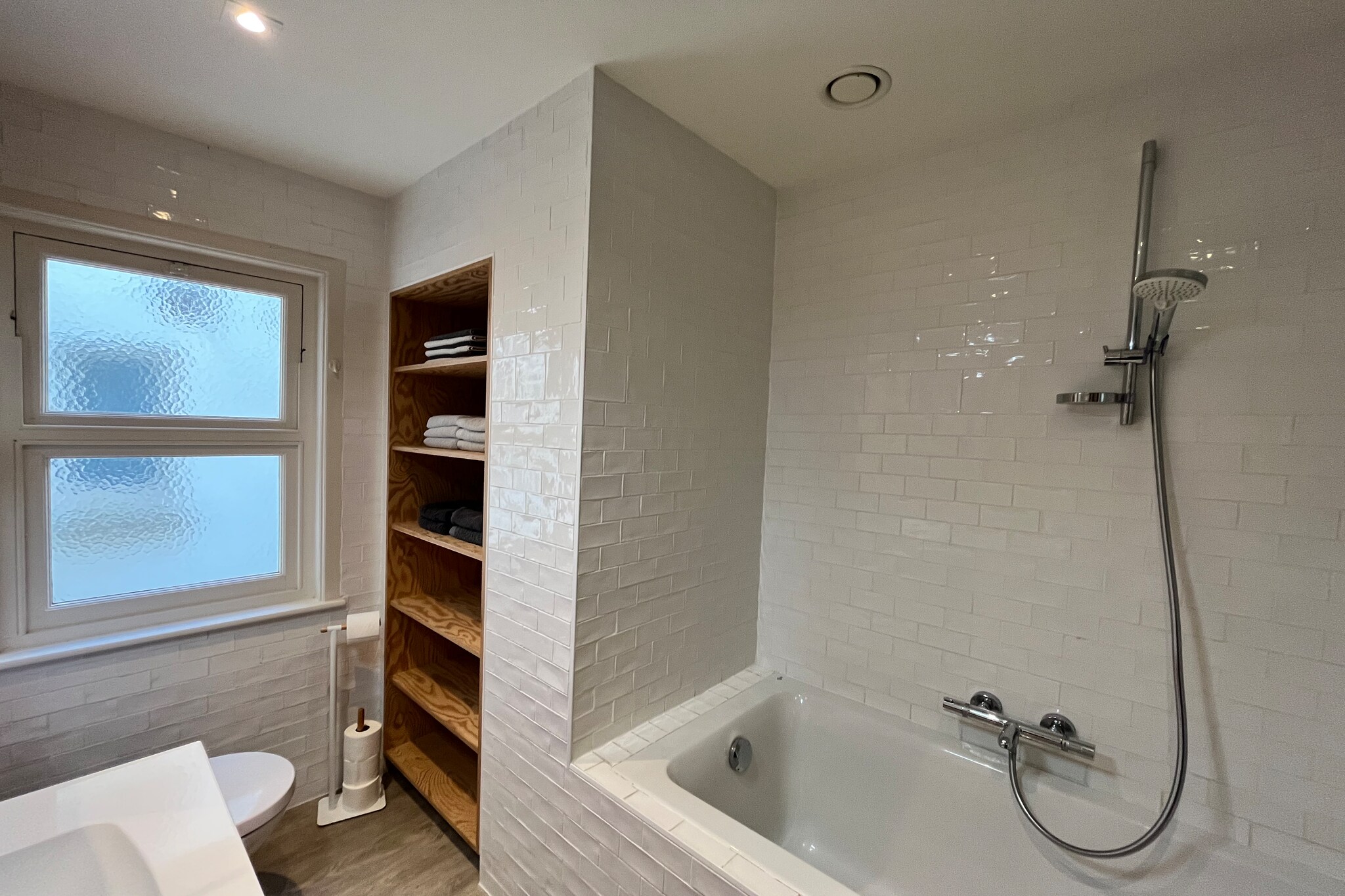 CLOS NORMAND-Bathroom