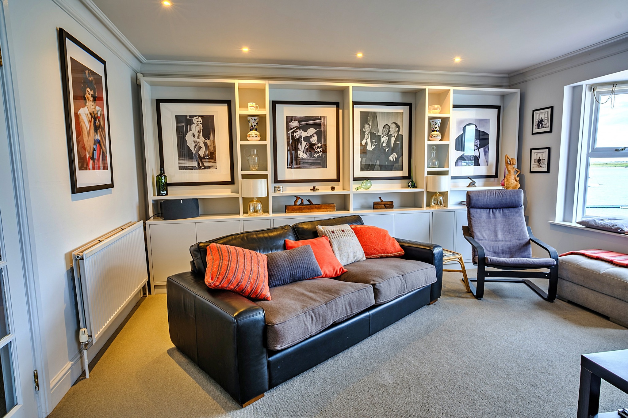 Apartment in Burnham with River Views