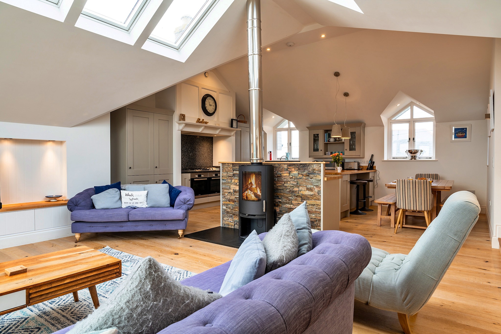 Dingles Cottage-Woonkamer