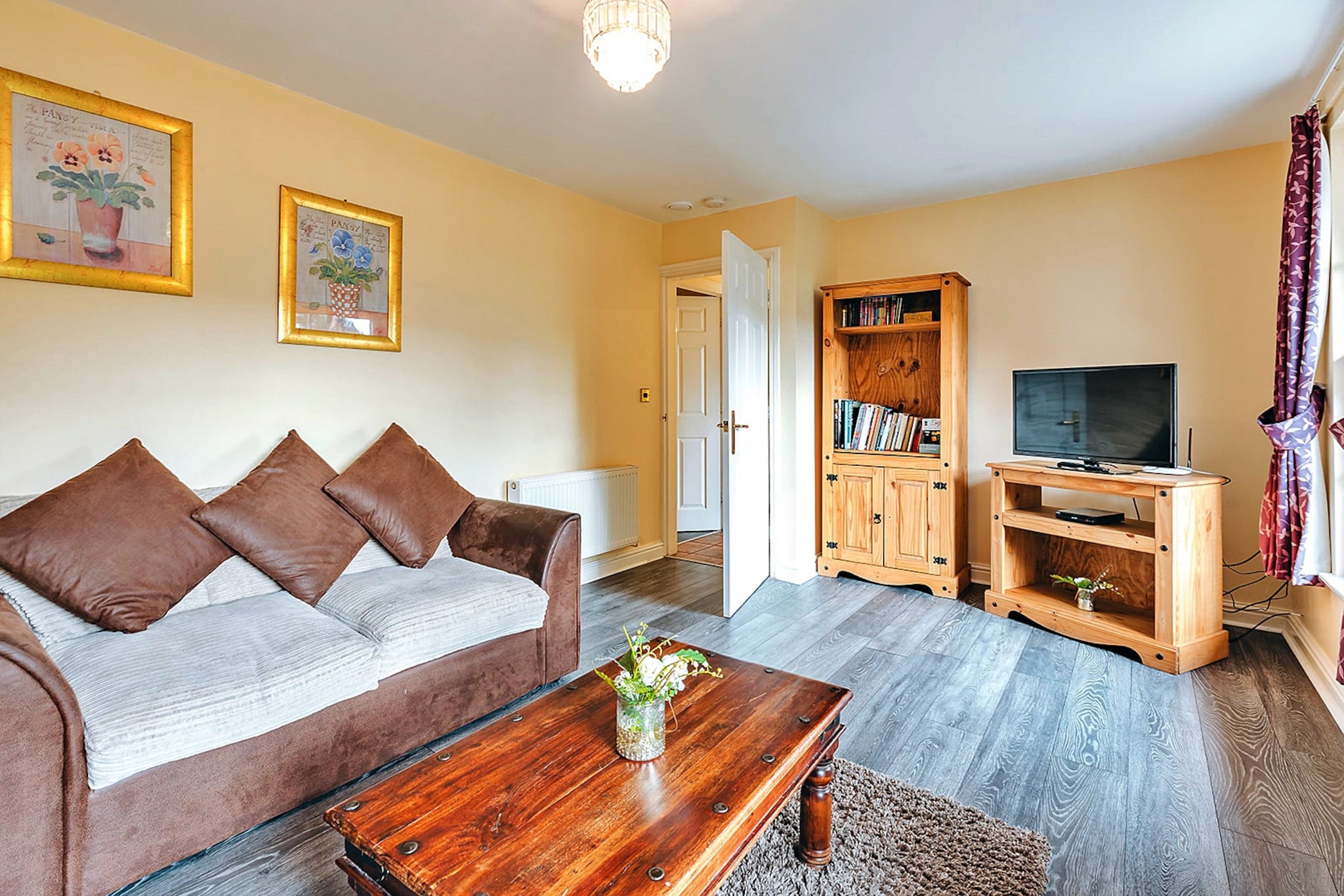 Netley Hall - Rose-Woonkamer