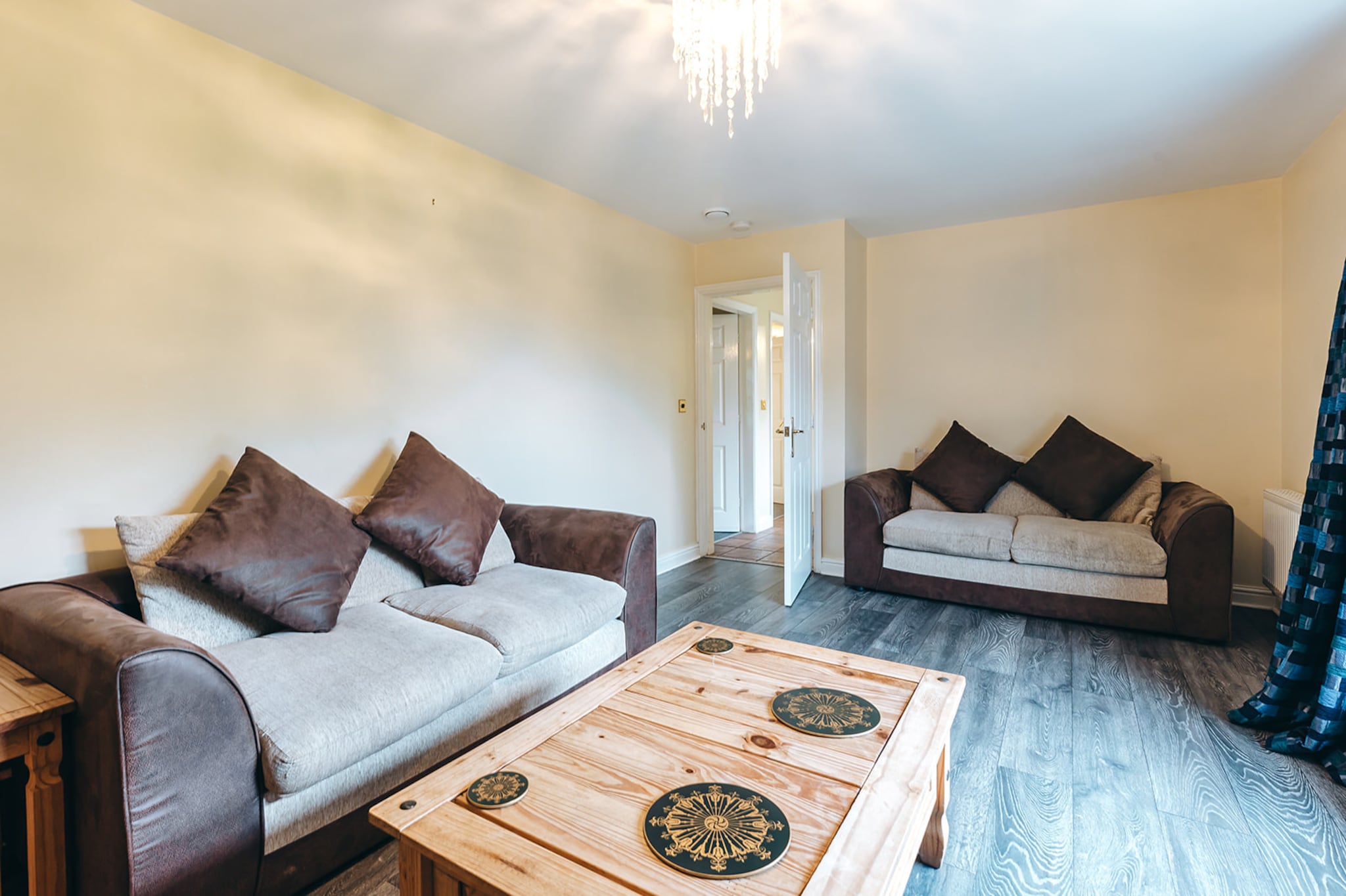 Netley Hall - Poppy-Woonkamer