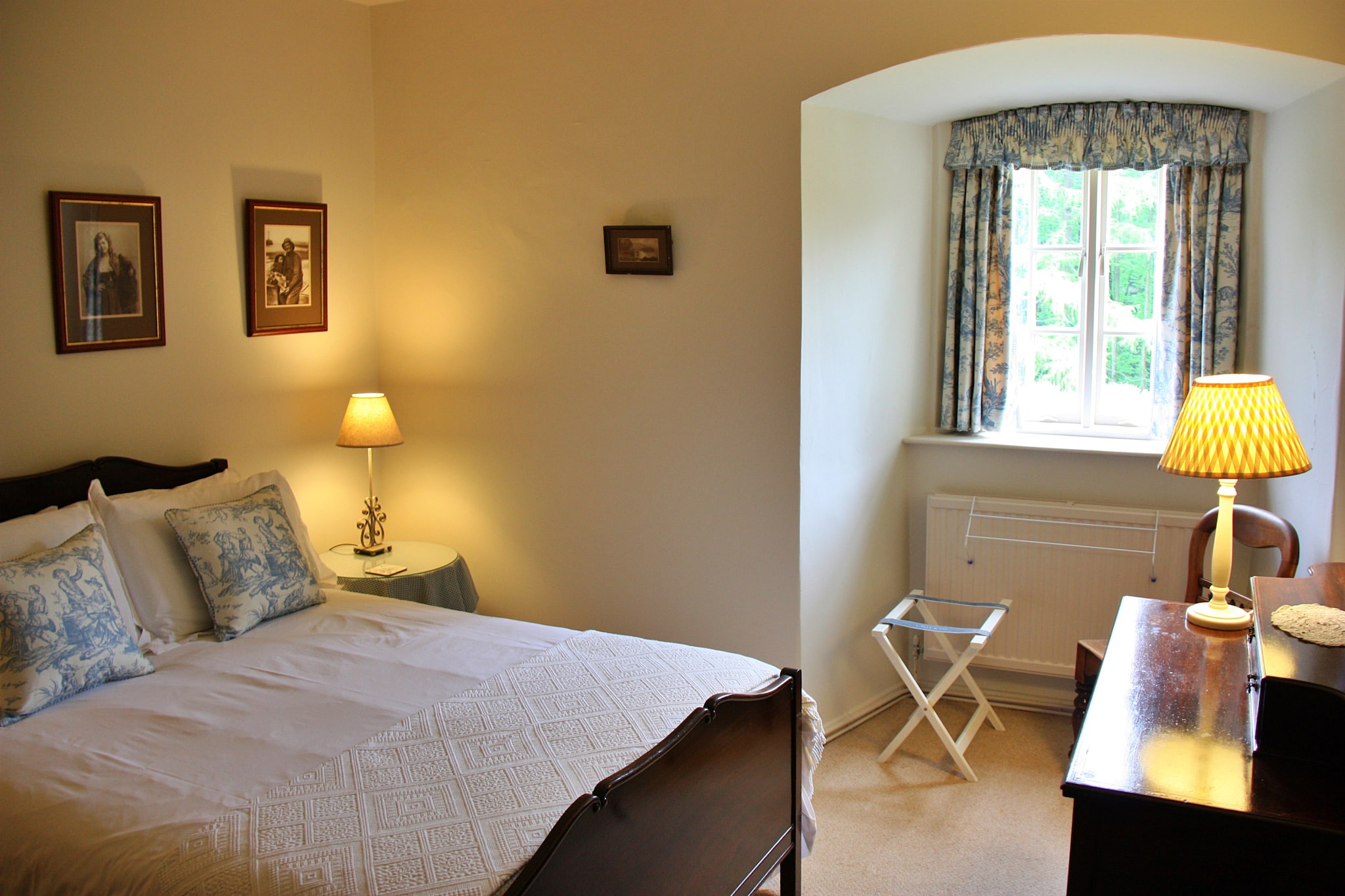 Ingleby Manor - South Front-Slaapkamer