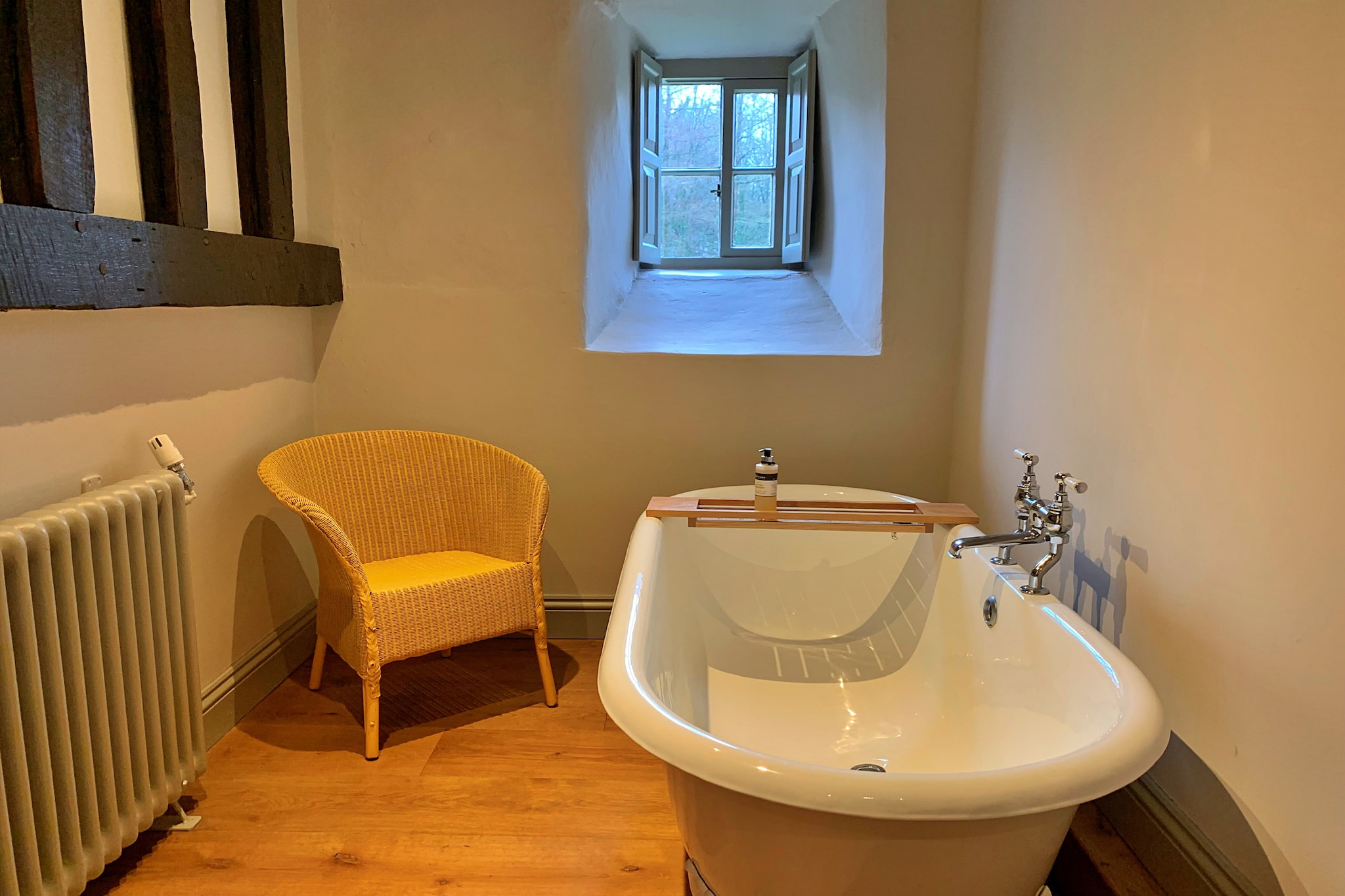 Ingleby Manor - South Front-Badkamer