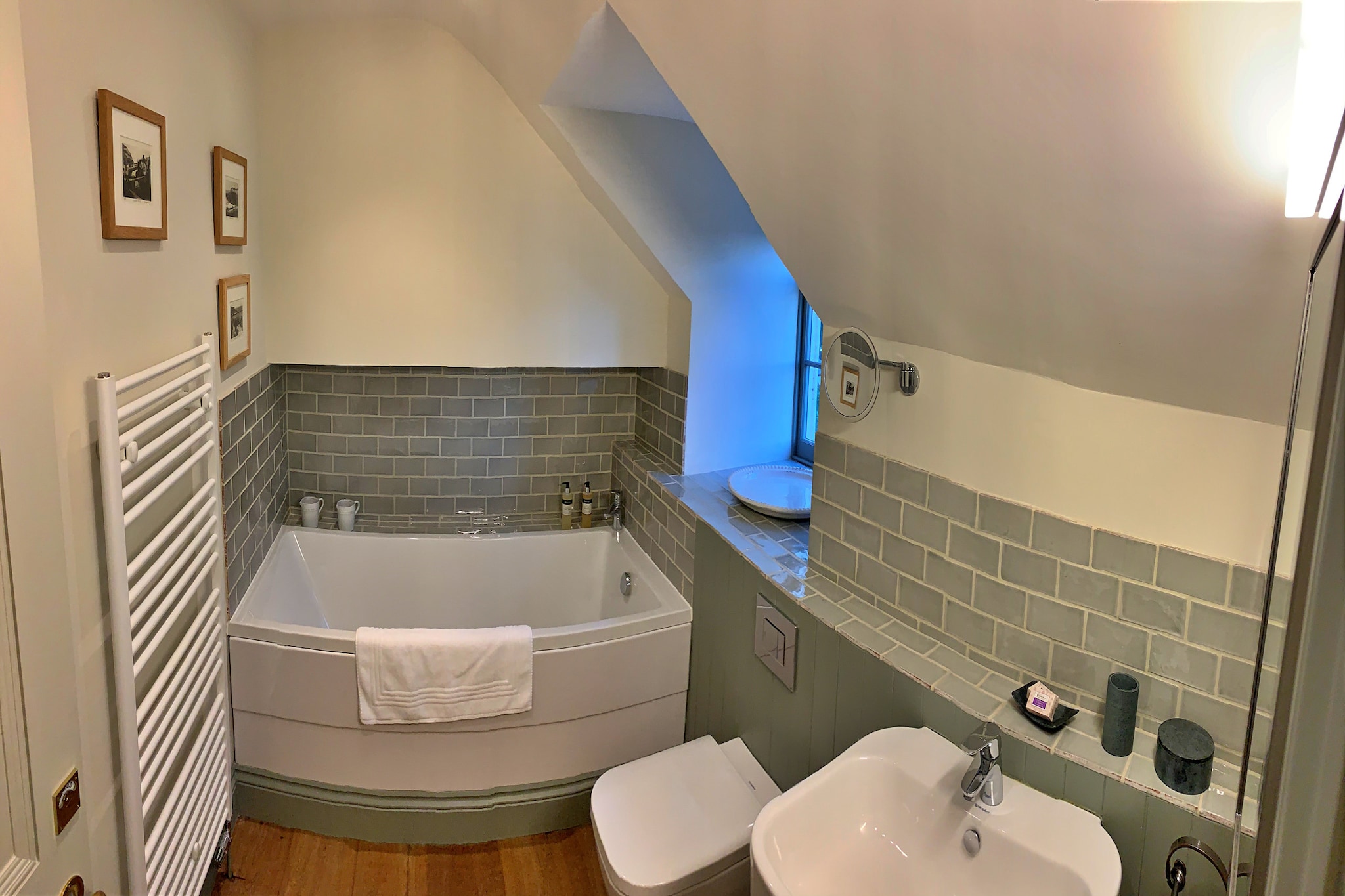 Ingleby Manor - Manor Cottage-Badkamer