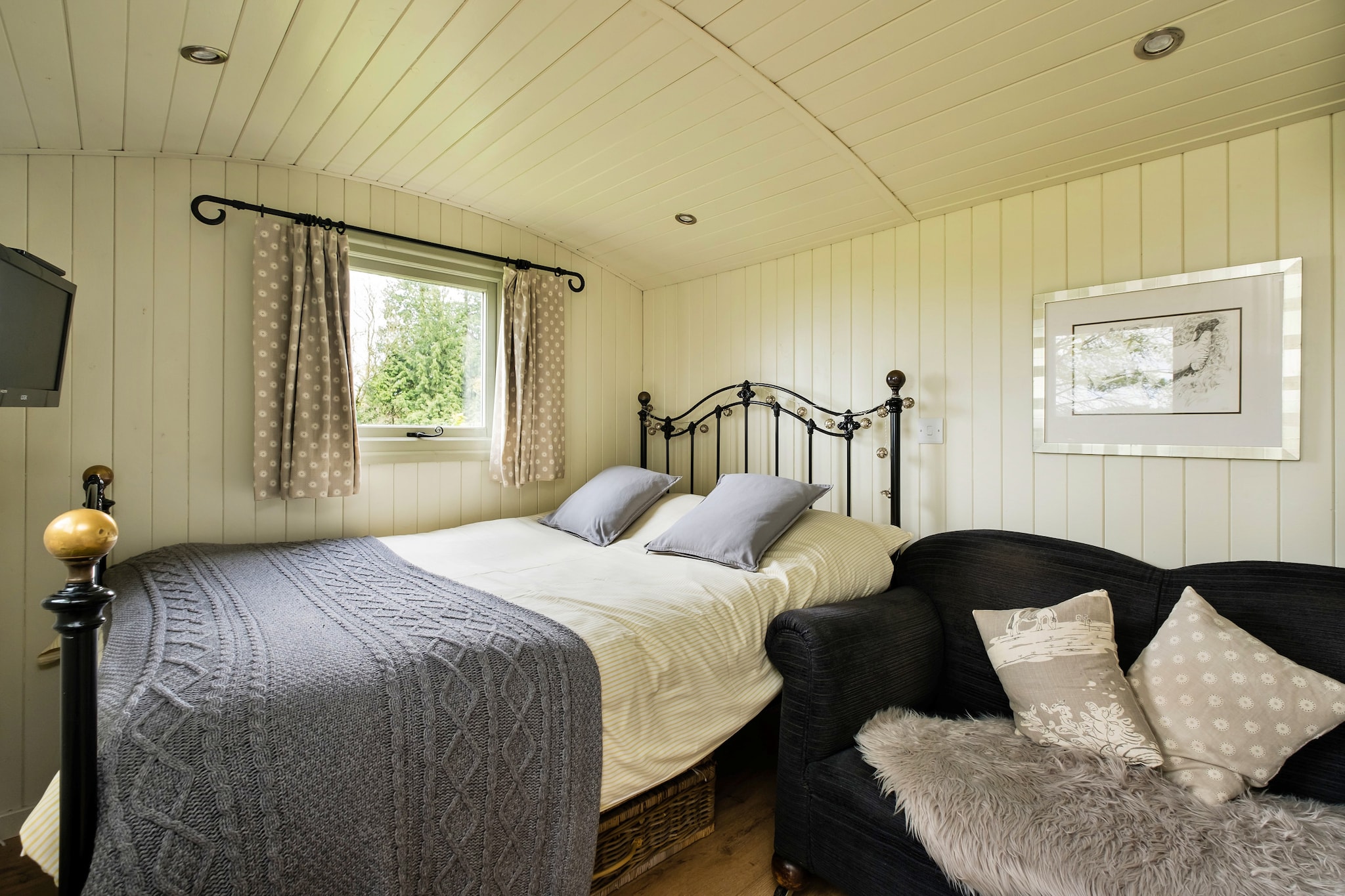 Hay and Hedgerow Glamping-Slaapkamer