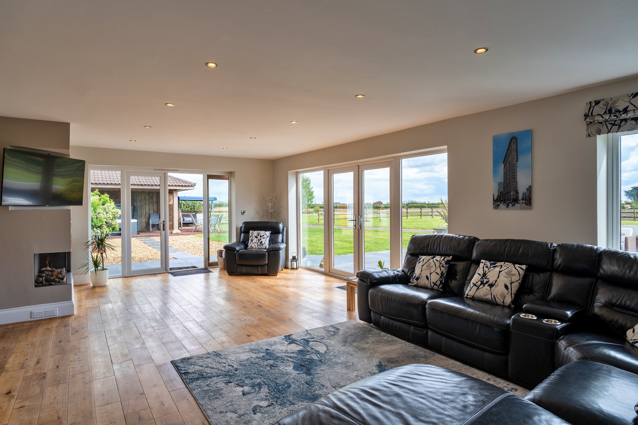 Stone Bow Farmhouse-Woonkamer