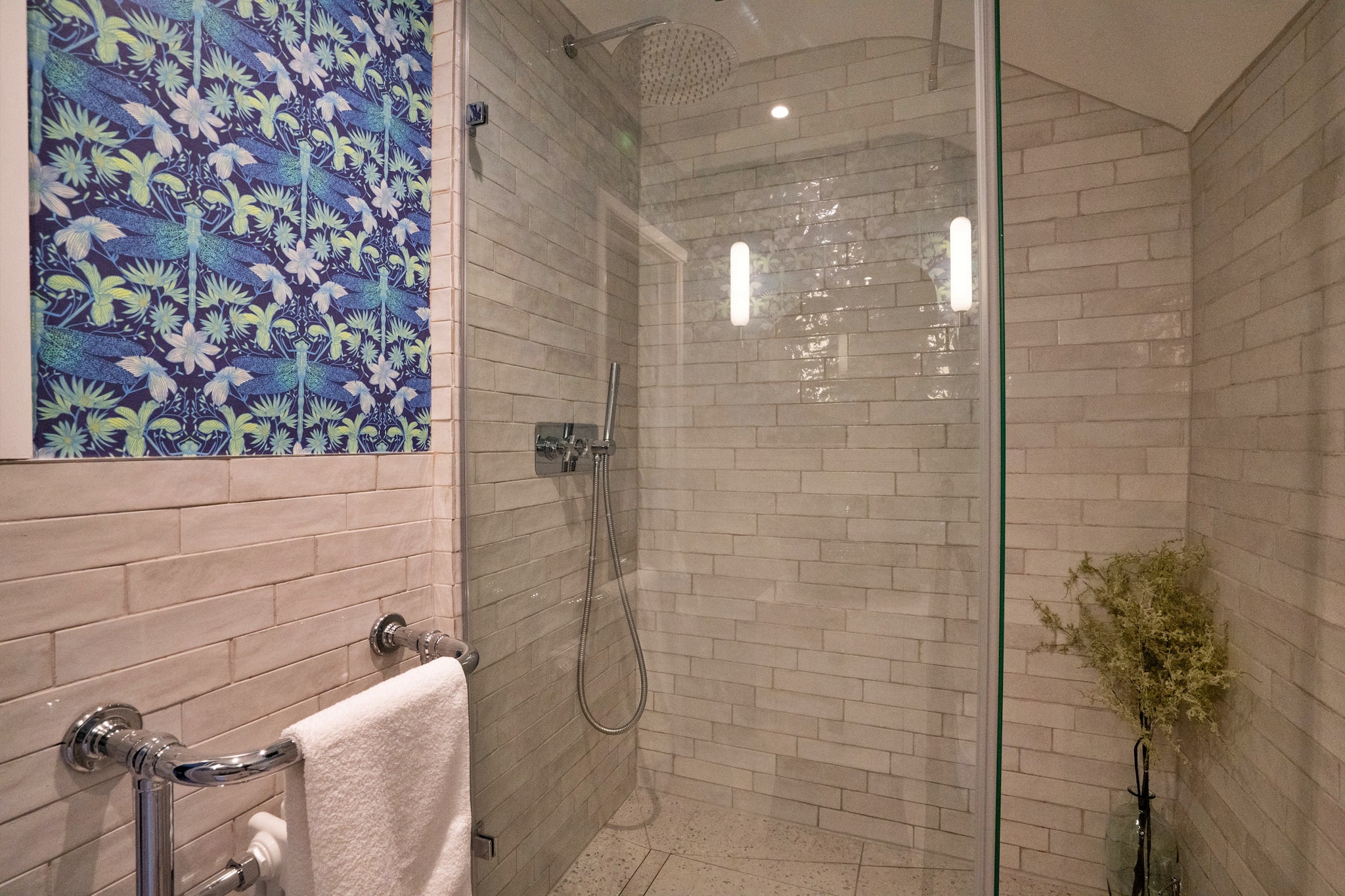 Sisu Bakewell, Limestones Cottage-Badkamer
