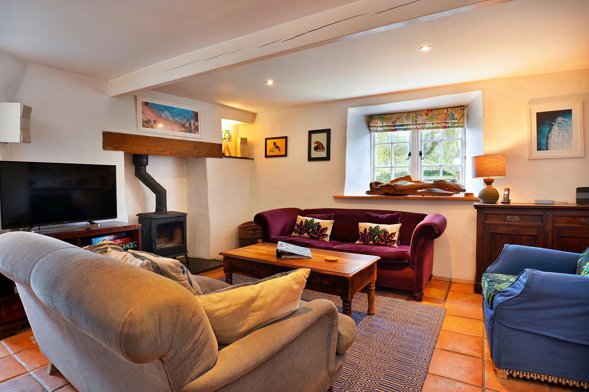 Porthcothan Mill Cottage-Woonkamer