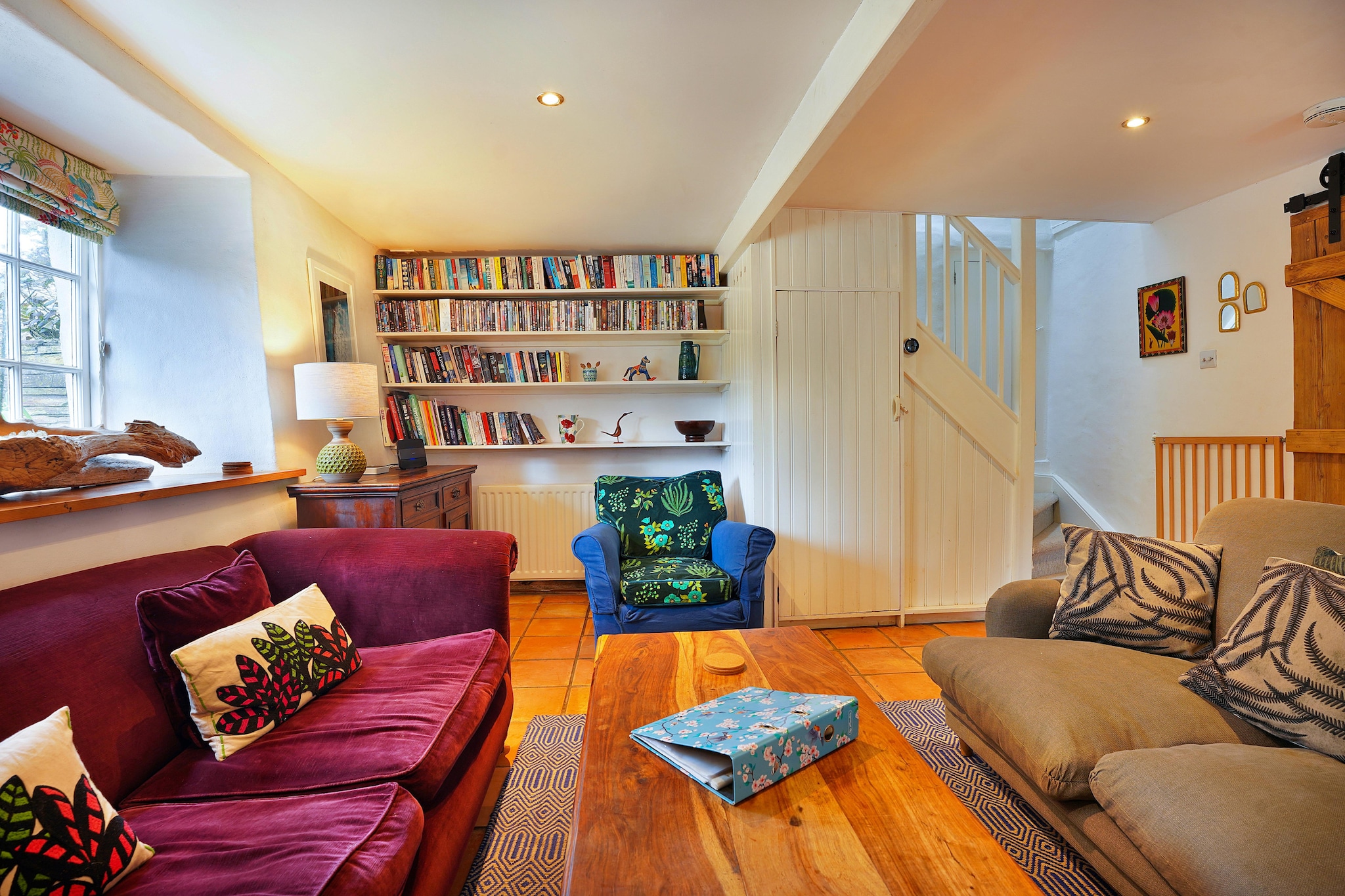 Porthcothan Mill Cottage-Woonkamer