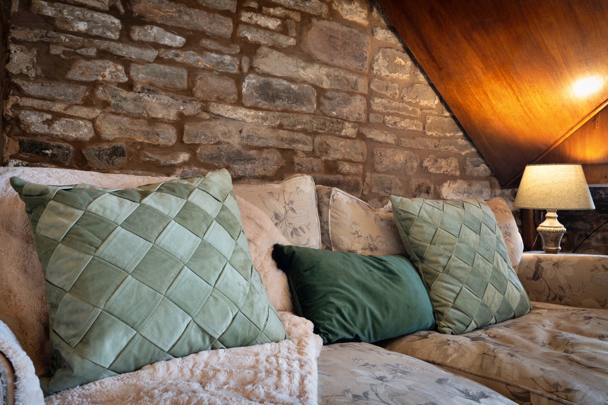 Middle Barn at Blackclough Farm-Woonkamer