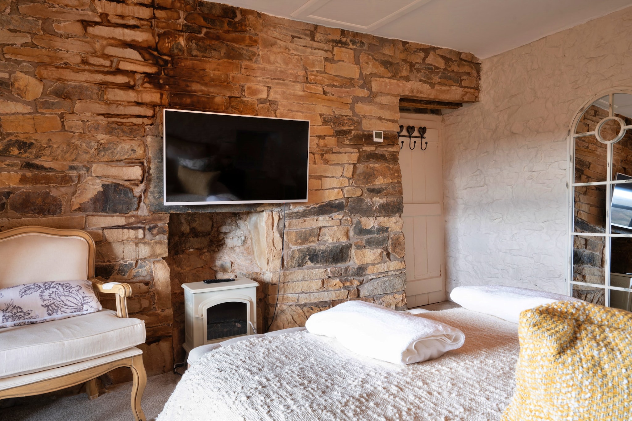 Blackclough Farmhouse at Blackclough Farm-Badkamer