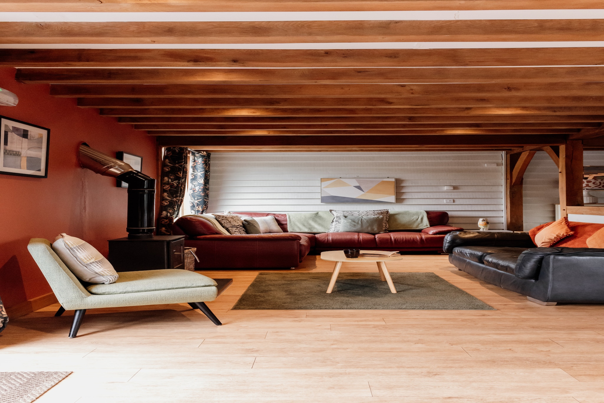 The Welsh Barn-Woonkamer