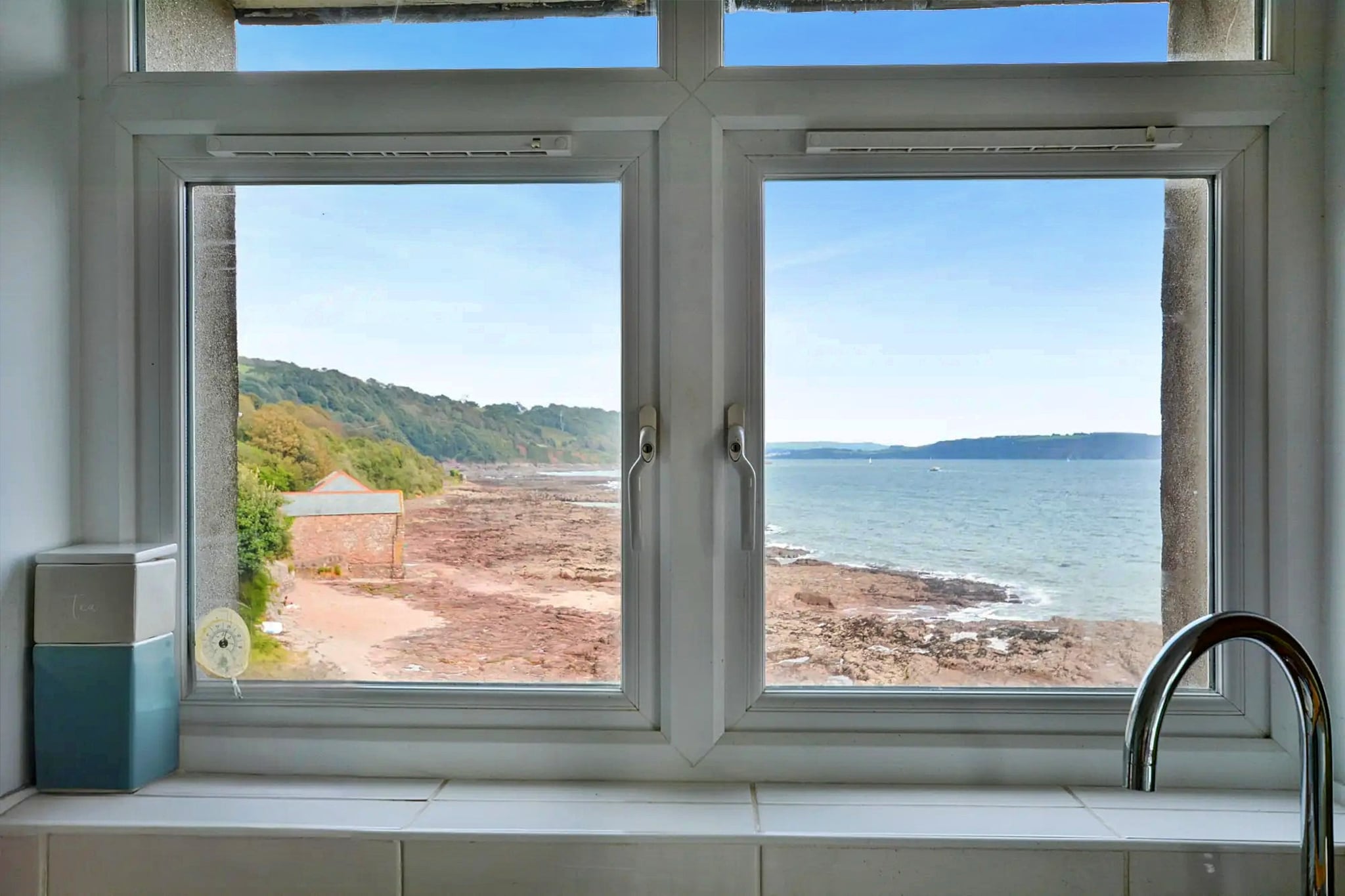 Rock House, Kingsand-Uitzicht zomer
