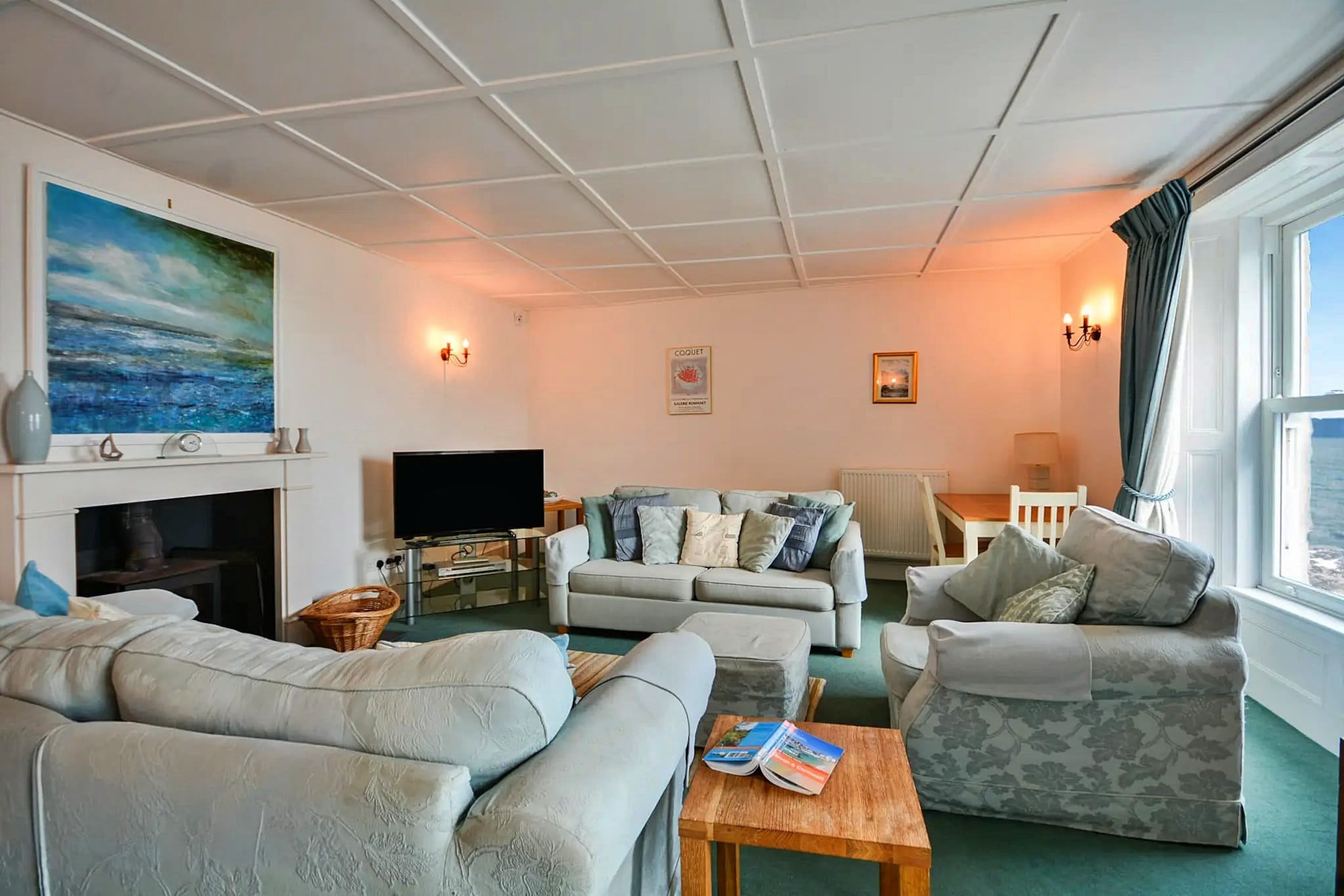 Rock House, Kingsand-Woonkamer