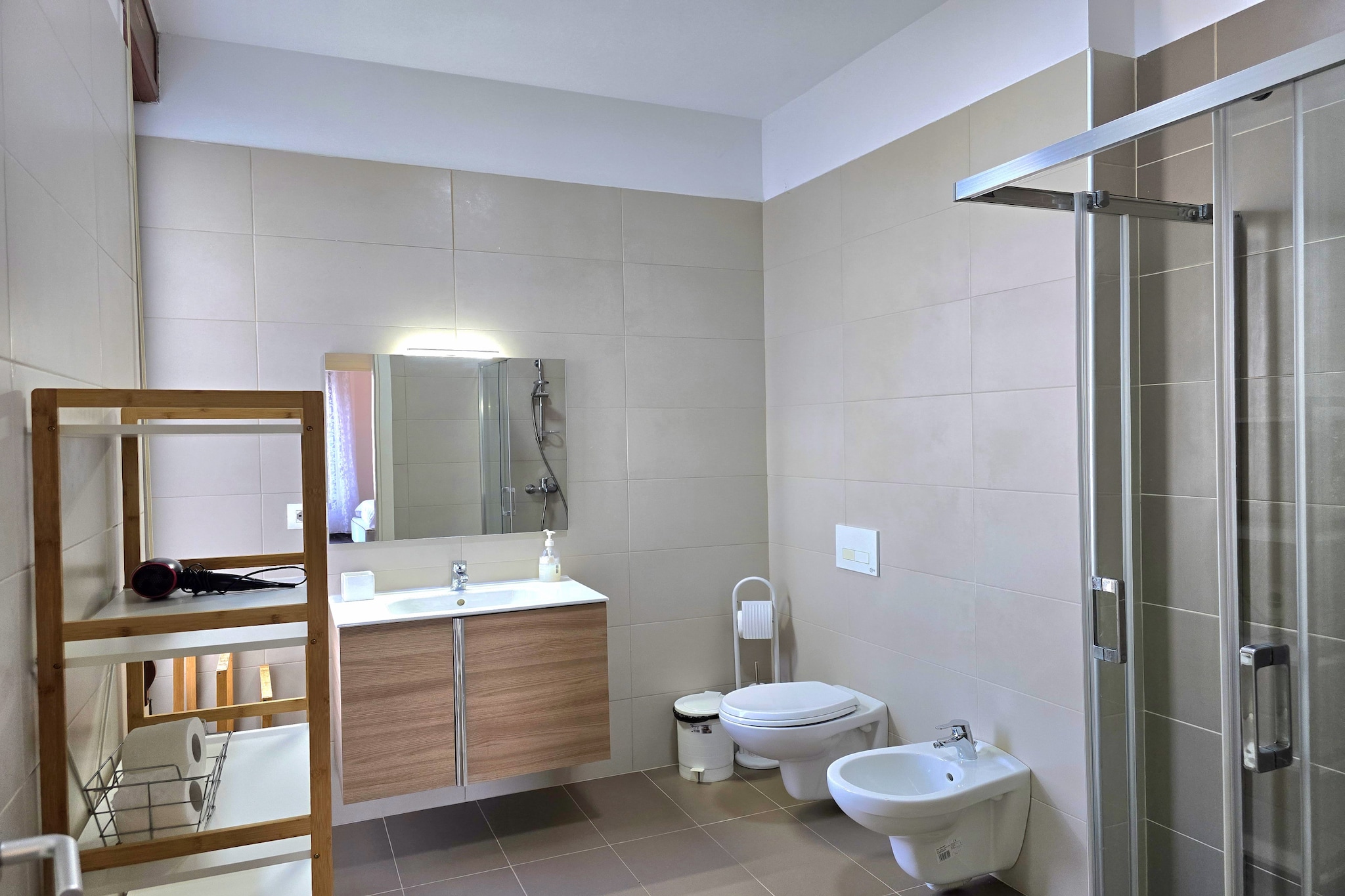 ALD170 - Vila 61 Shpuza-Badkamer