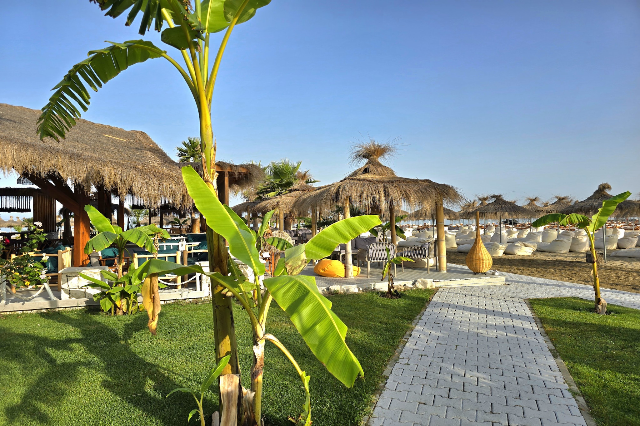 ALD216 - Felix Penthouse-Image-tags.resort
