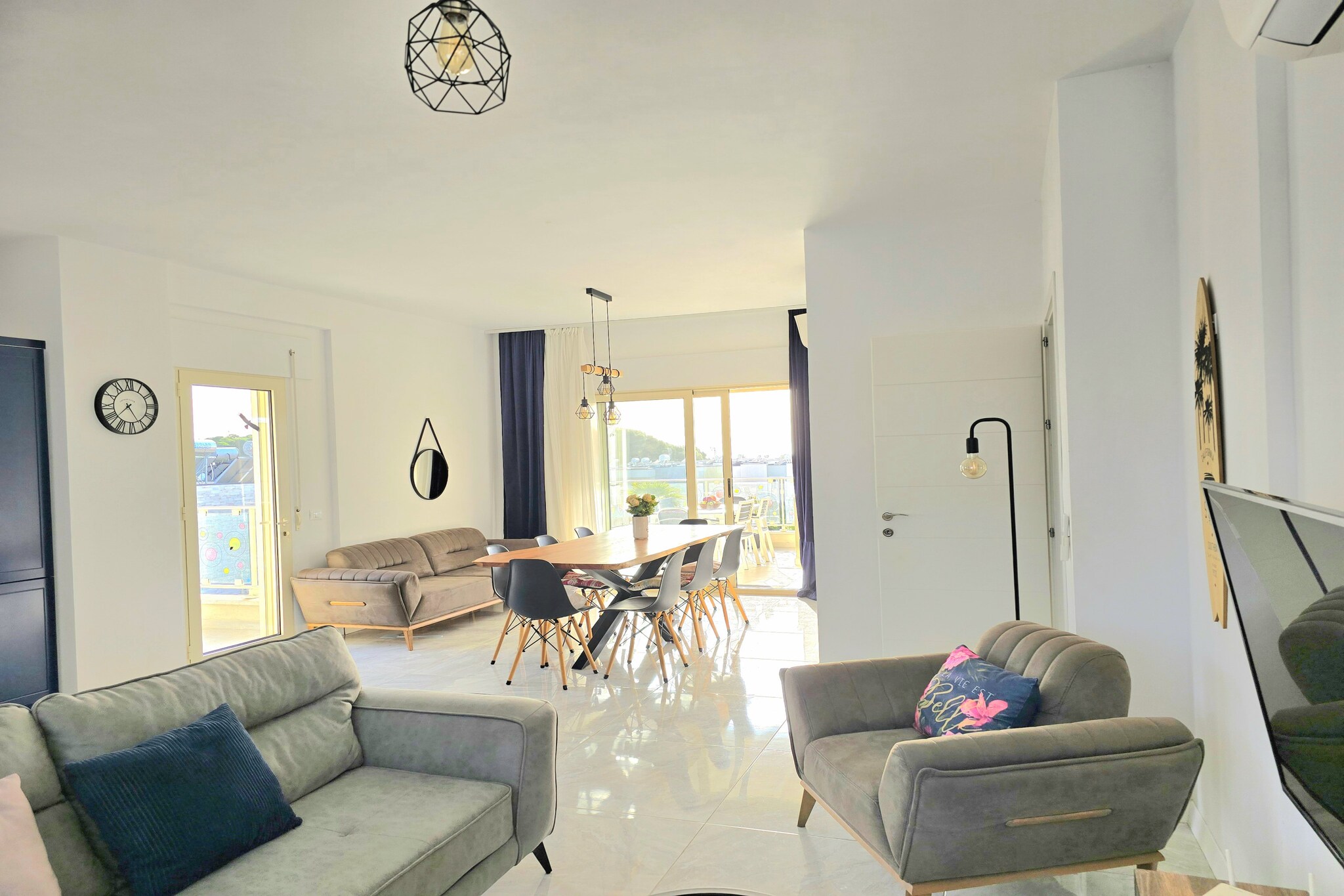 ALD216 - Felix Penthouse-Living room